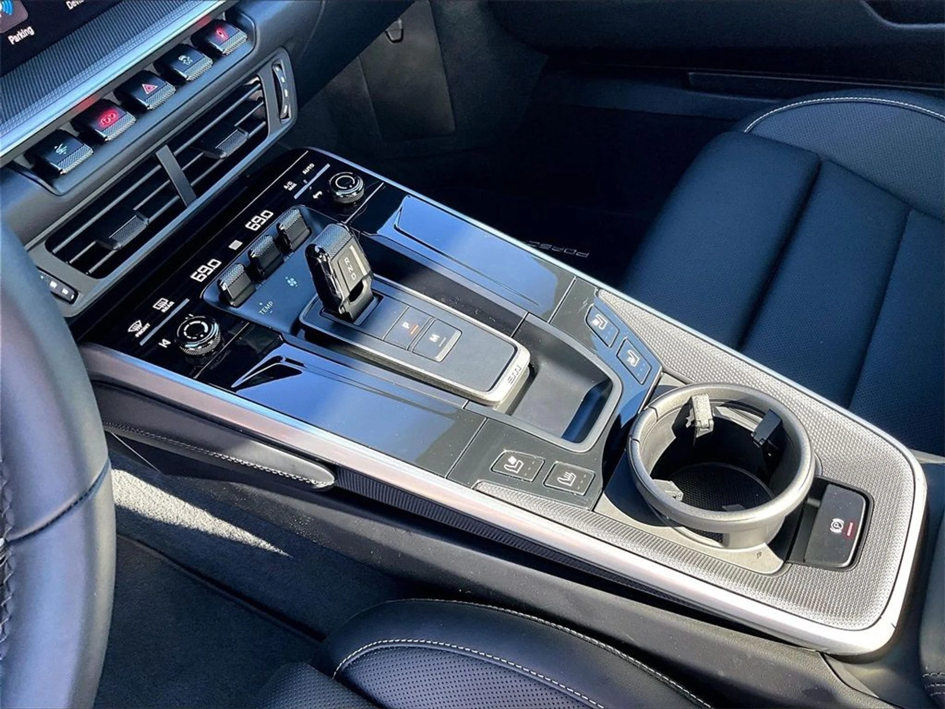 mph016_2578277760_f2611753d2f059b4b634bb59083328fc_7d657c50a5