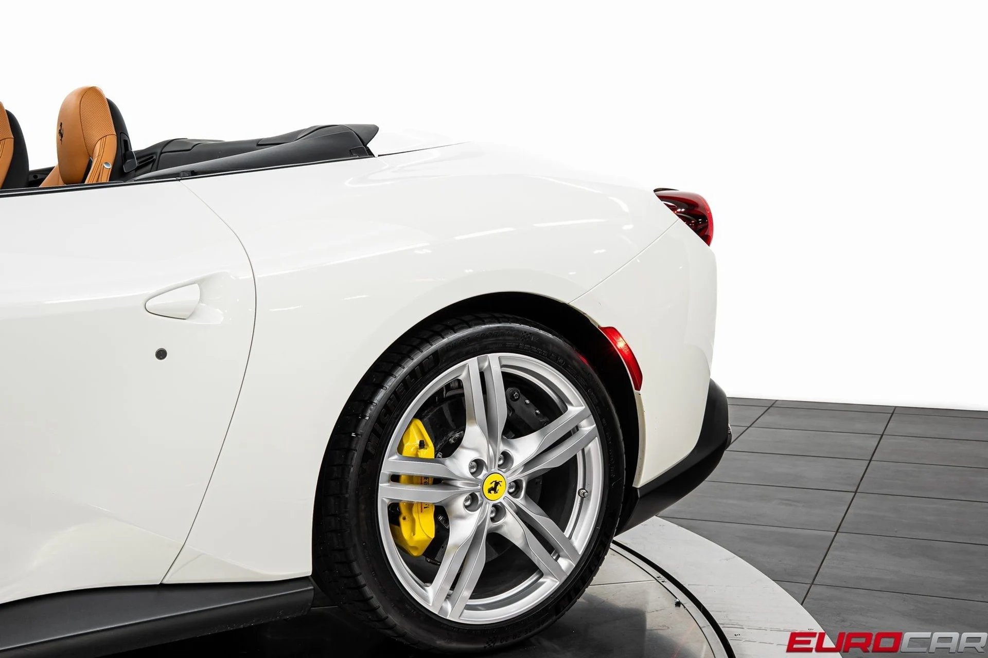 mph016_2578870756_image_17_7d9fc4ecb0