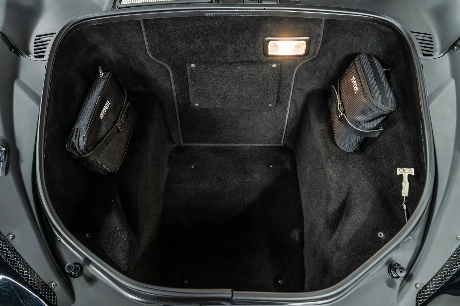 mph016_2581662472_Used_2012_Ferrari_458_Italia_Daytona_Seats_Forged_Wheels_Contrast_Stitching_1768503869_57d78ae7e7