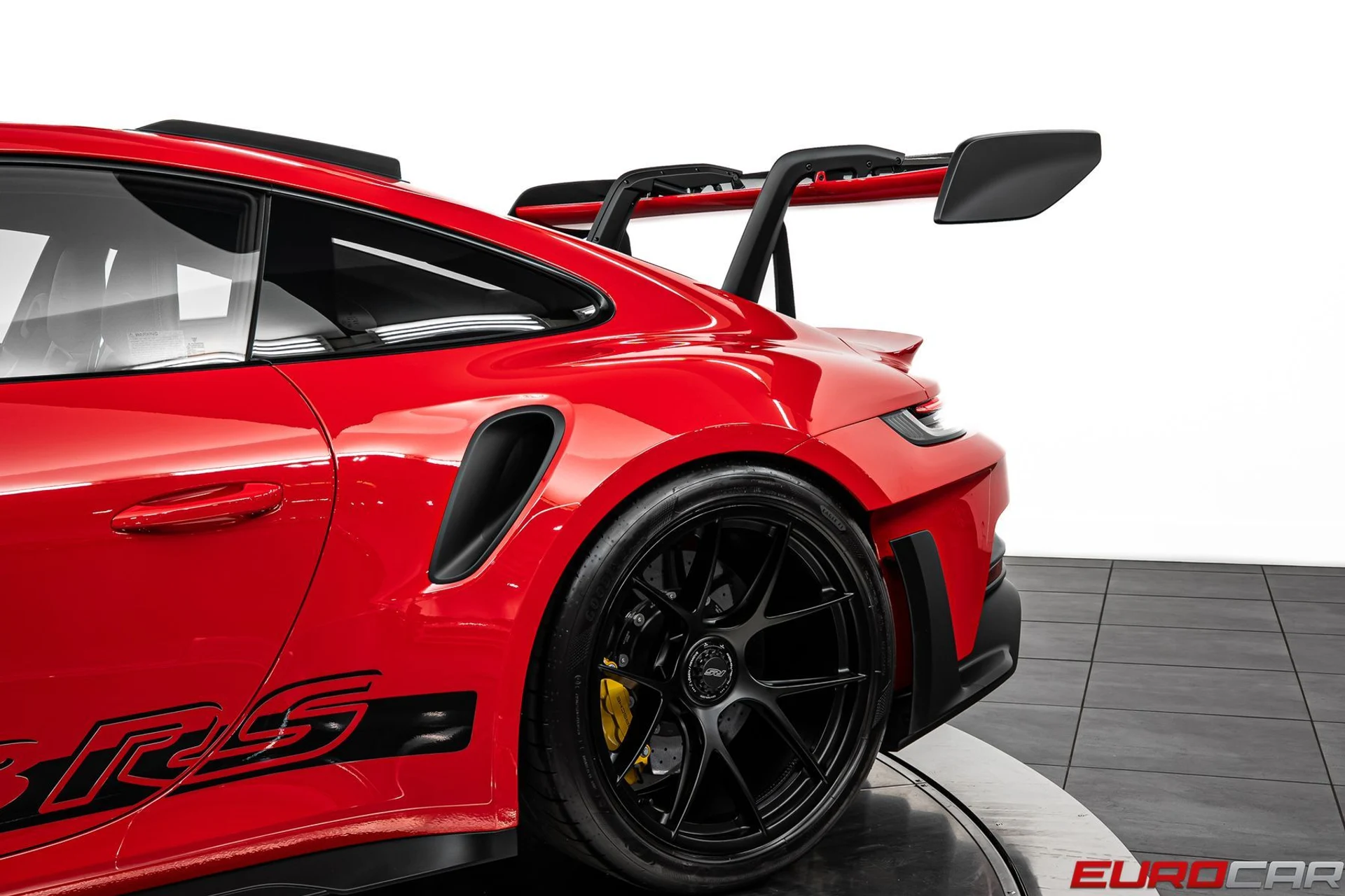 mph016_2584528037_28e90d55_11ba_49a2_9563_118e90c30707_4e3db30772