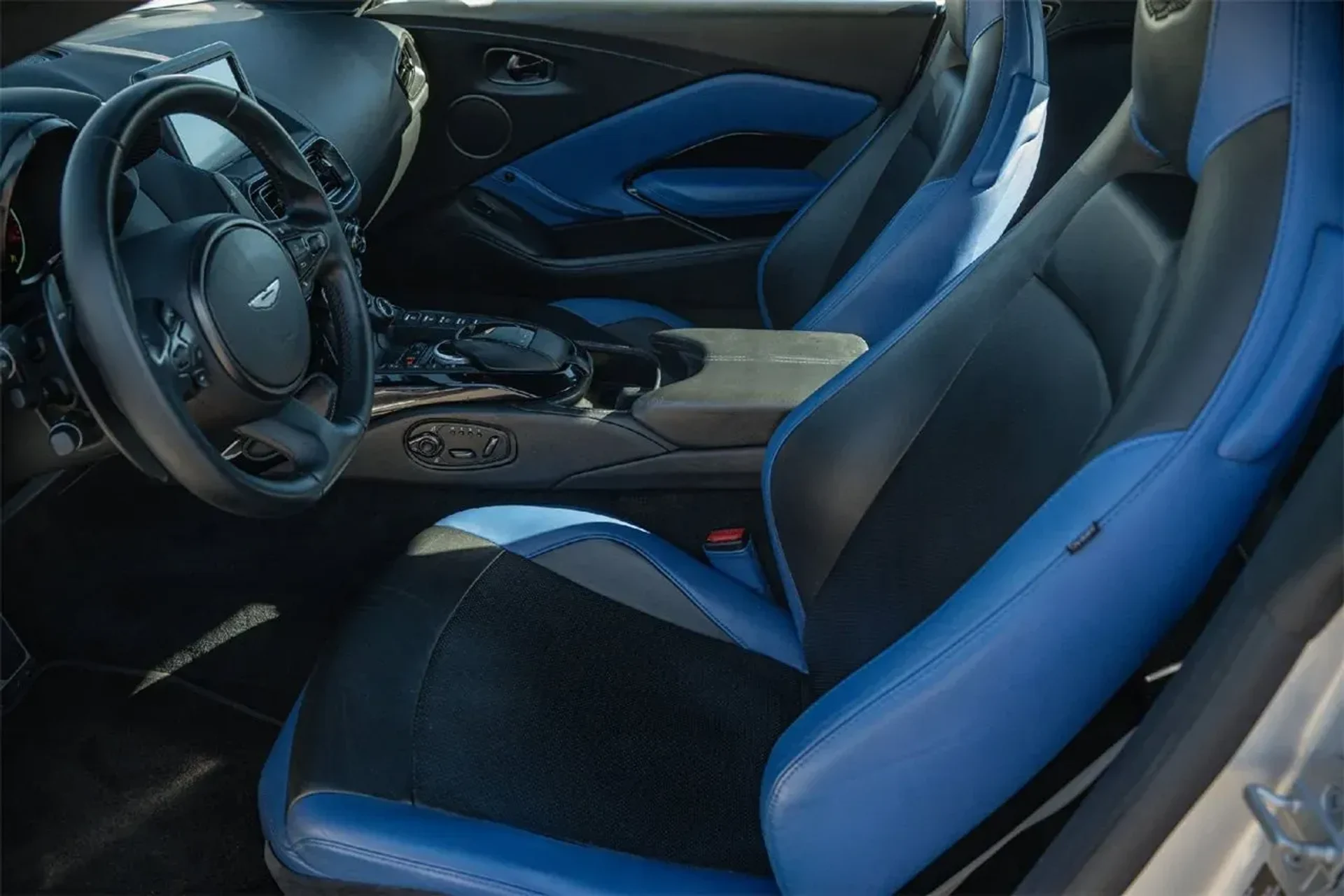 mph016_2592749861_6b3c94ec00f64abd8a4e0bca1b2f8bac_5b0c37d0cd