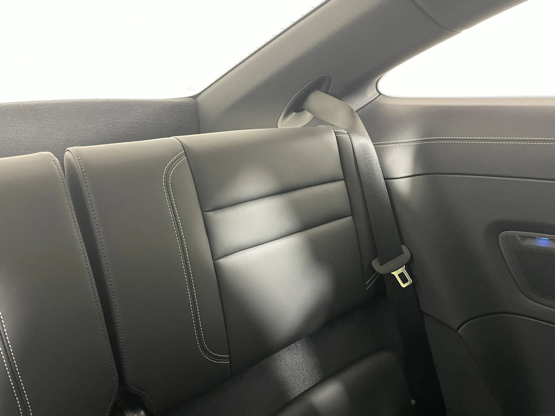 mph016_2596107882_43bc21828e8bacec9154485c5dc195f9x_a6db0cccc6