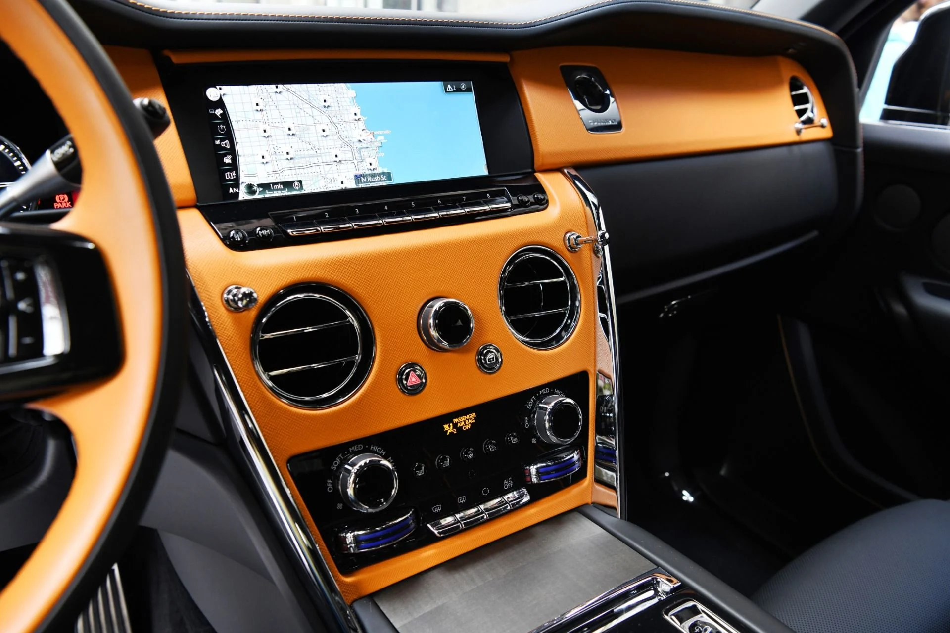 mph016_2607085518_11933_p18_l_f64bf61ad3