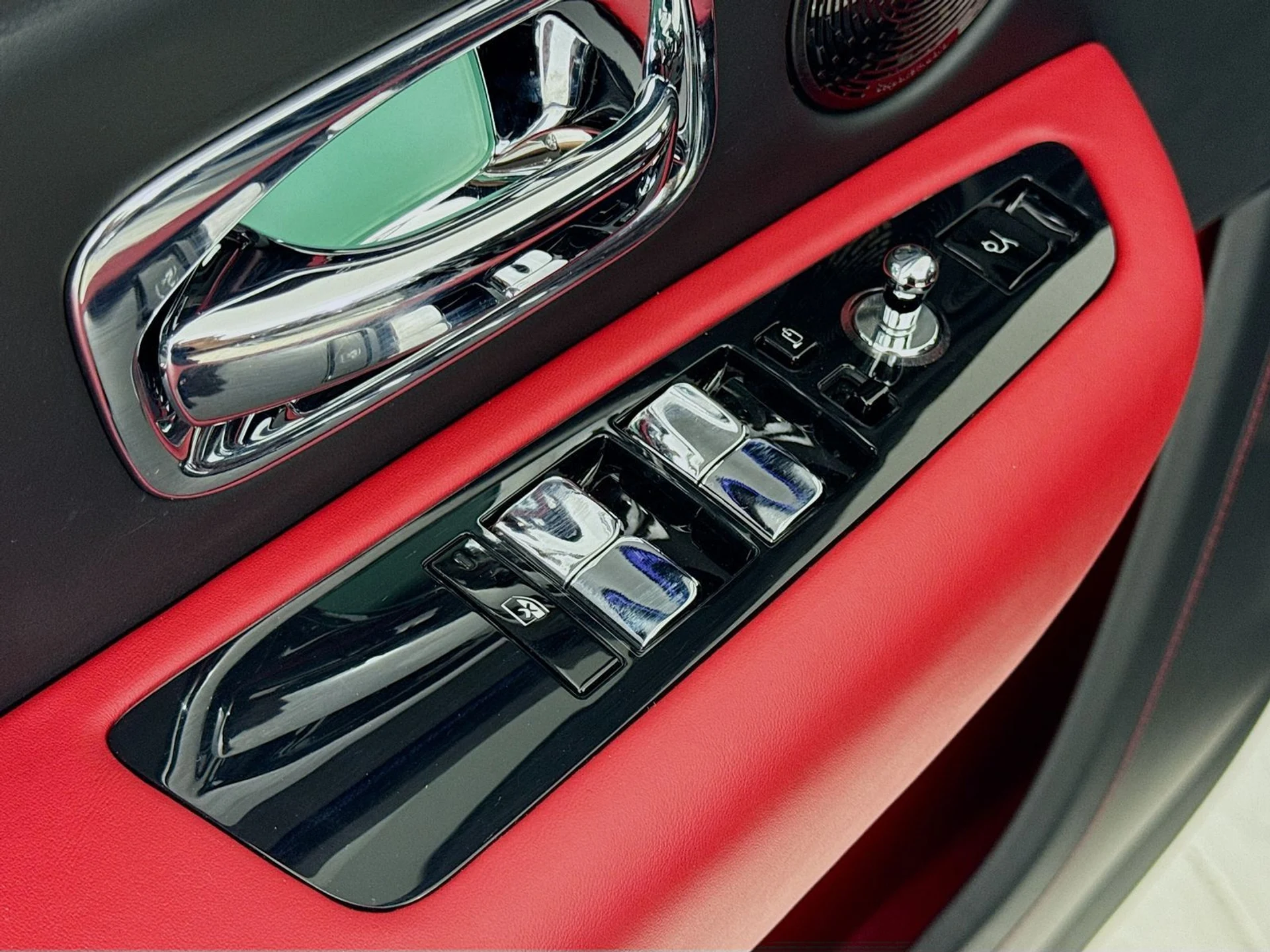 mph016_2608285869_b084ccb8280888f9cafd88e1fd466e57x_e05224862b