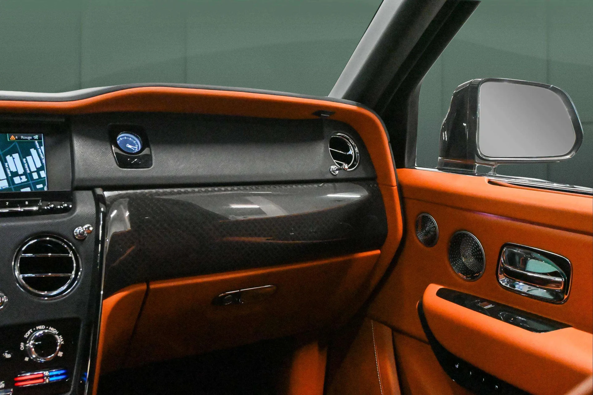 mph016_261485250_83548187_2caf_4a31_b821_fad6dfb6f7fe_217d67db85