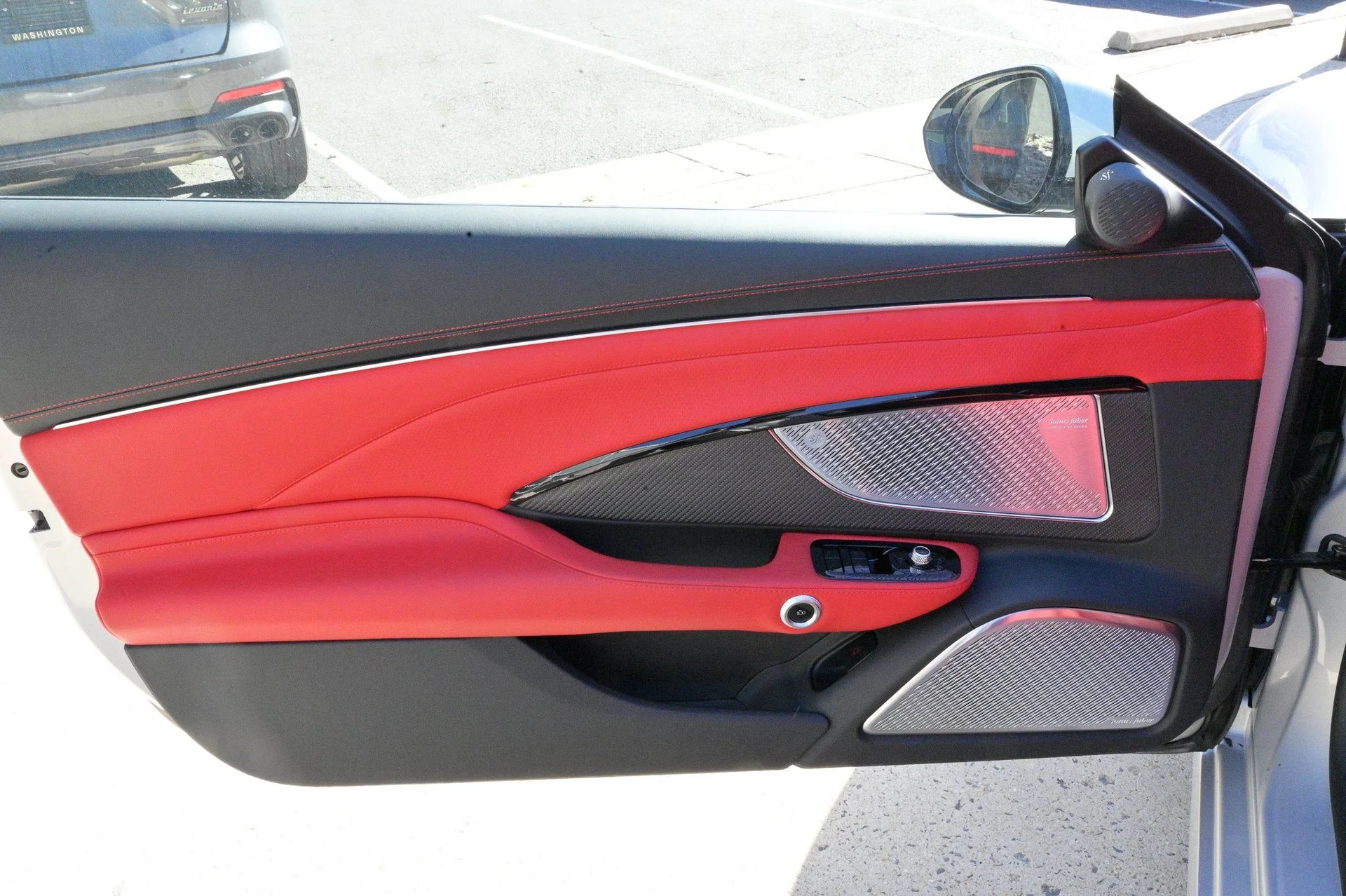 mph016_261567318_c4c2e9273f2846339bf4258c6c10c7bd_749e839c22