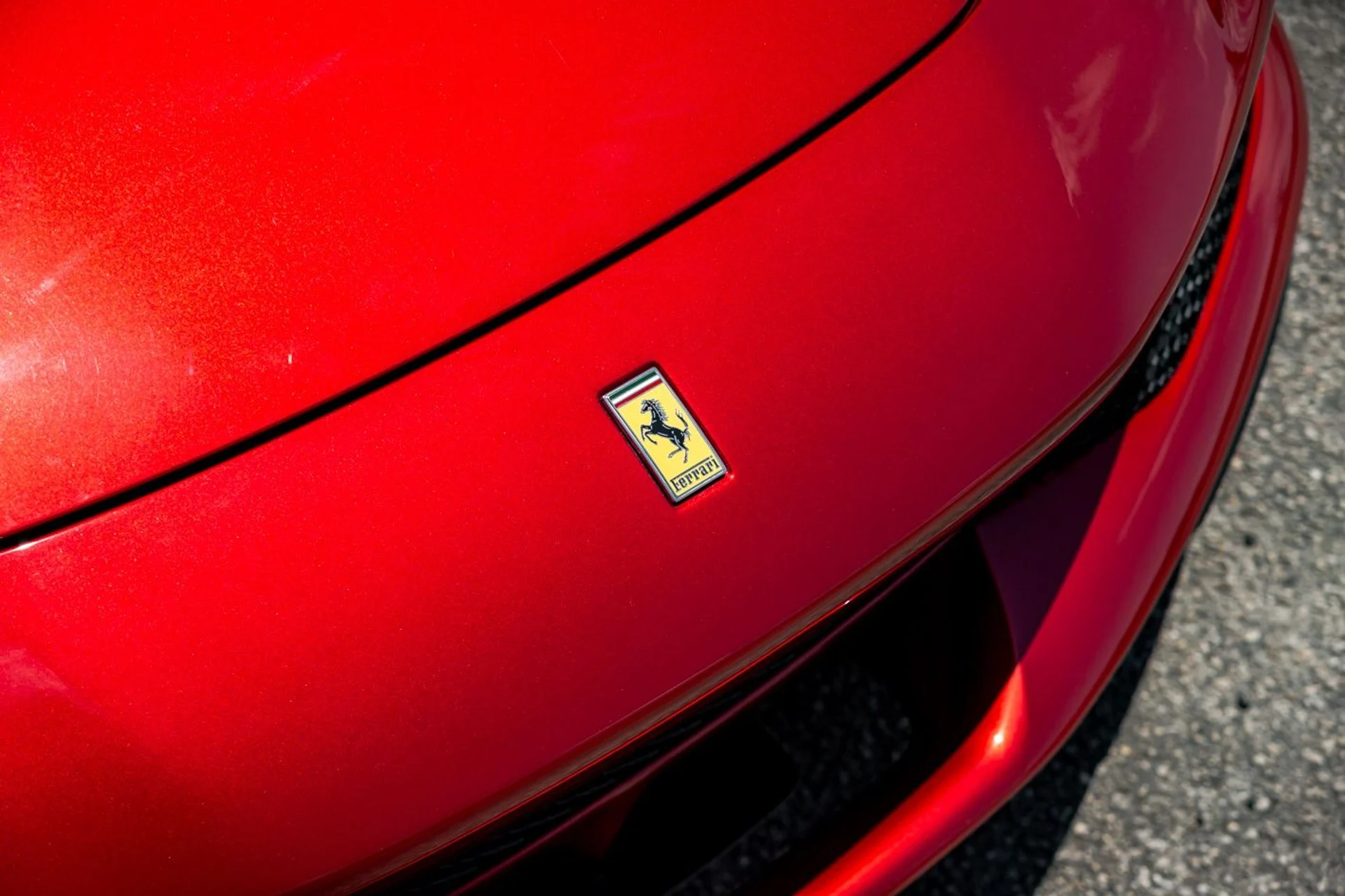 mph016_2617910769_Used_2024_Ferrari_296_GTB_425cdccbbf