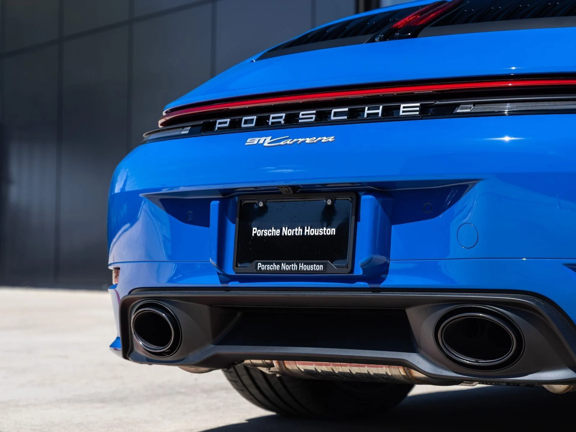 mph016_261920827_17_19a6a09022