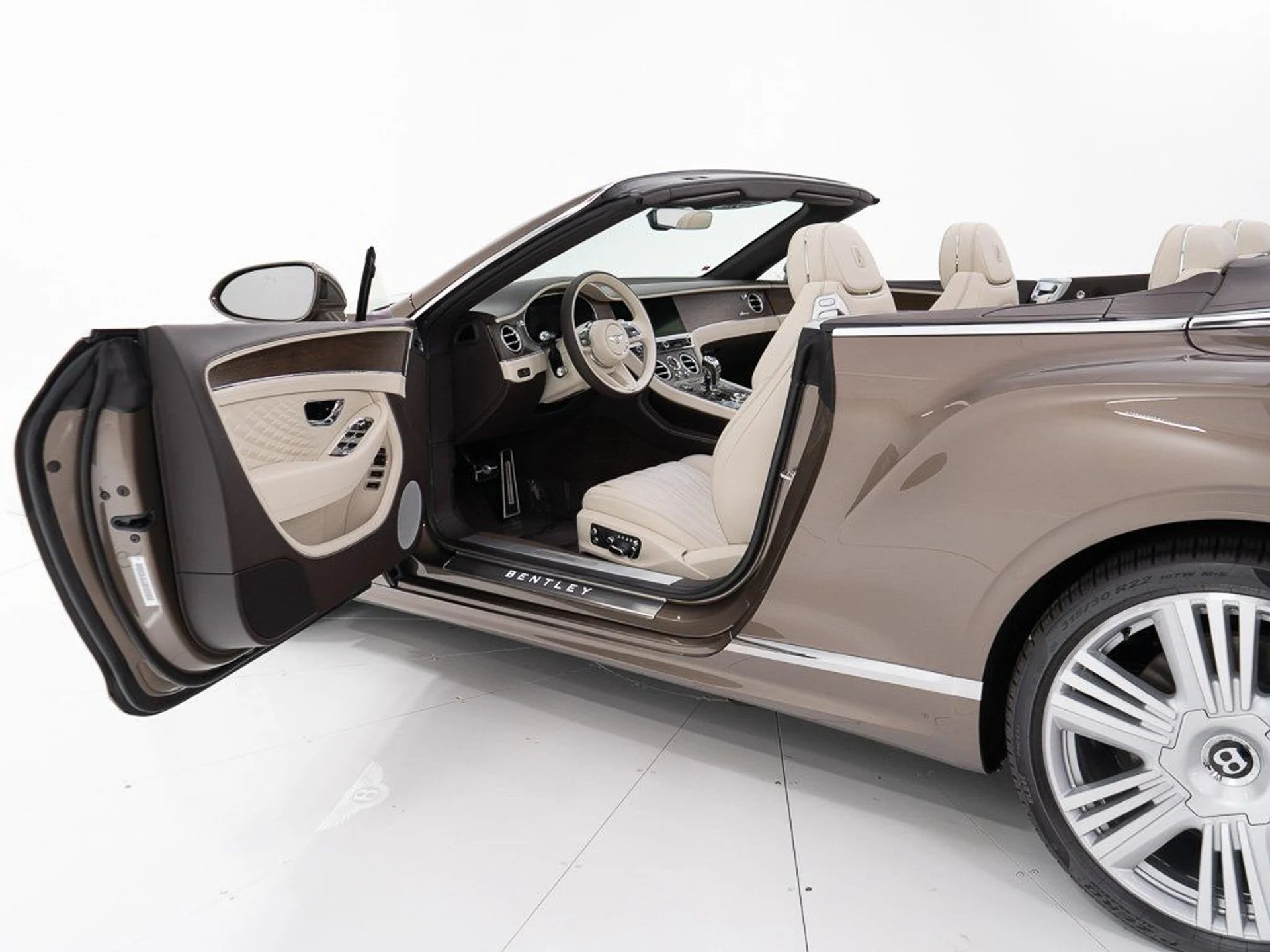 mph016_2632263688_a34d4aa6eb770d22de3c5163f1508286_047664f662