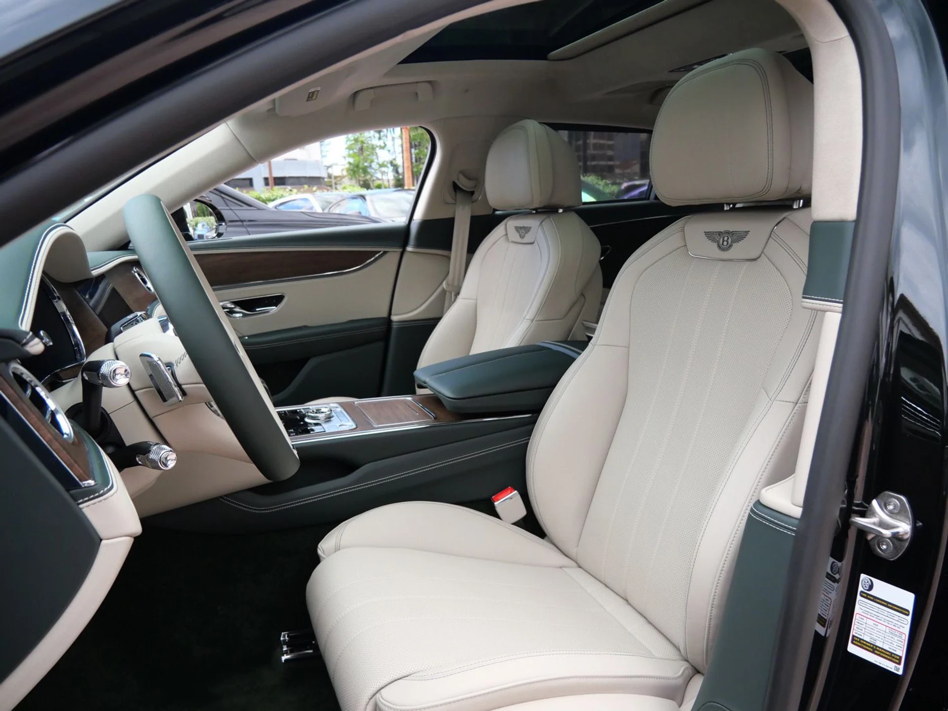 mph016_2632876410_1678df1f5b08b5f58de59f0813ee0372x_77cc31ab14