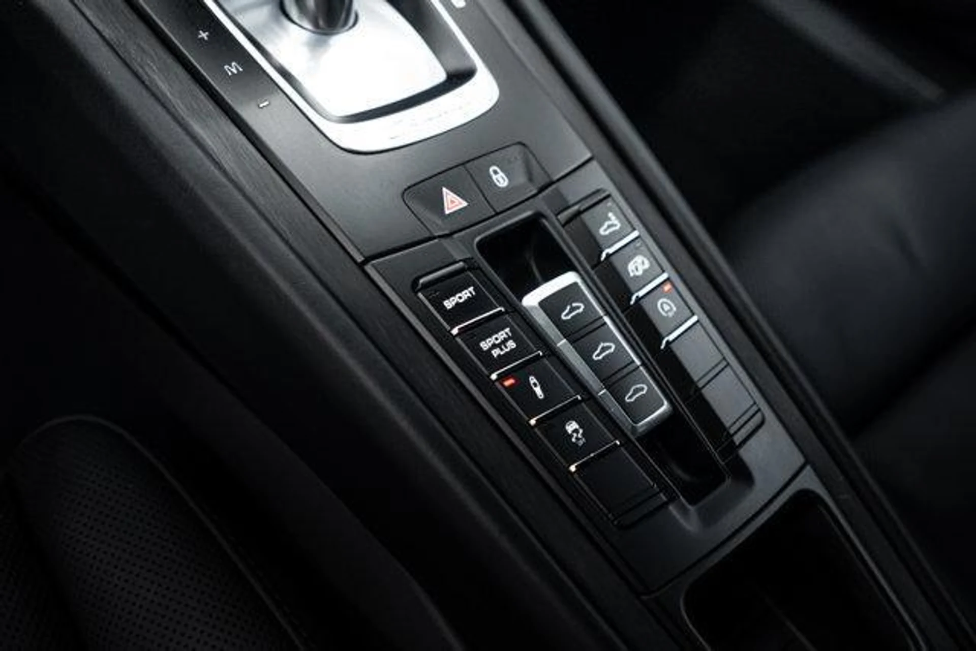 mph016_2633208324_M8pz_Yfchgg_Seg_Uym_eo_G_Qx_A_Xzzw_5252113cdb