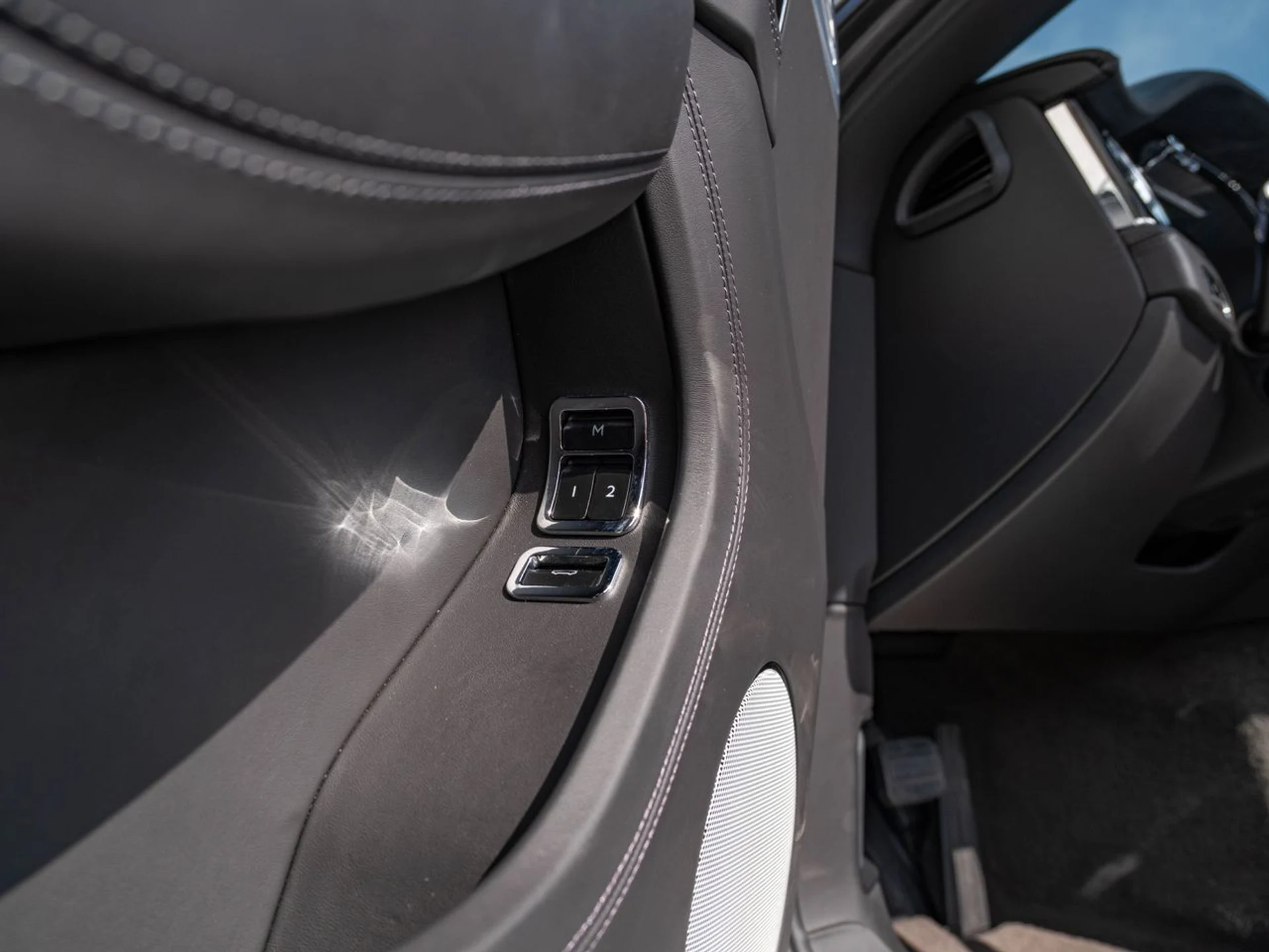 mph016_2636445254_3827d2e0446fda5565faef5ed2dd6092x_df6702a74d