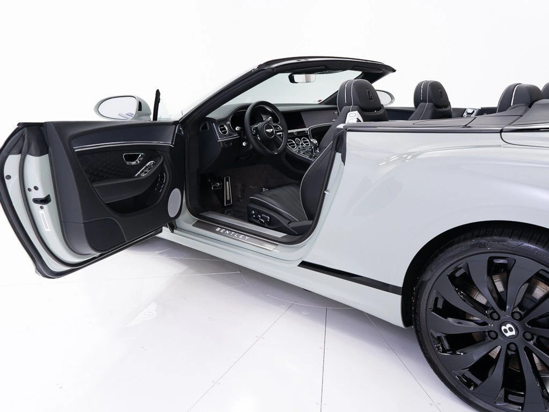 mph016_2638564556_8739e43e43b4d2b74d3e45b73df55c99_3af2efbd04