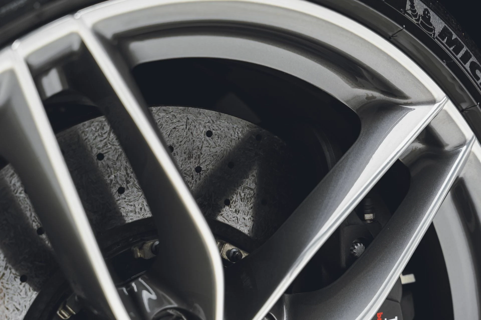 mph016_2639544023_Used_2018_Ferrari_488_GTB_1781823477_3e14a2b7de