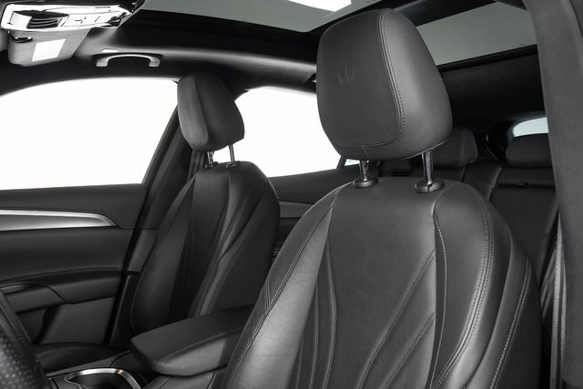 mph016_2642225828_ced1f4e2566dce0a451b379594f88e6ax_83ea584f00