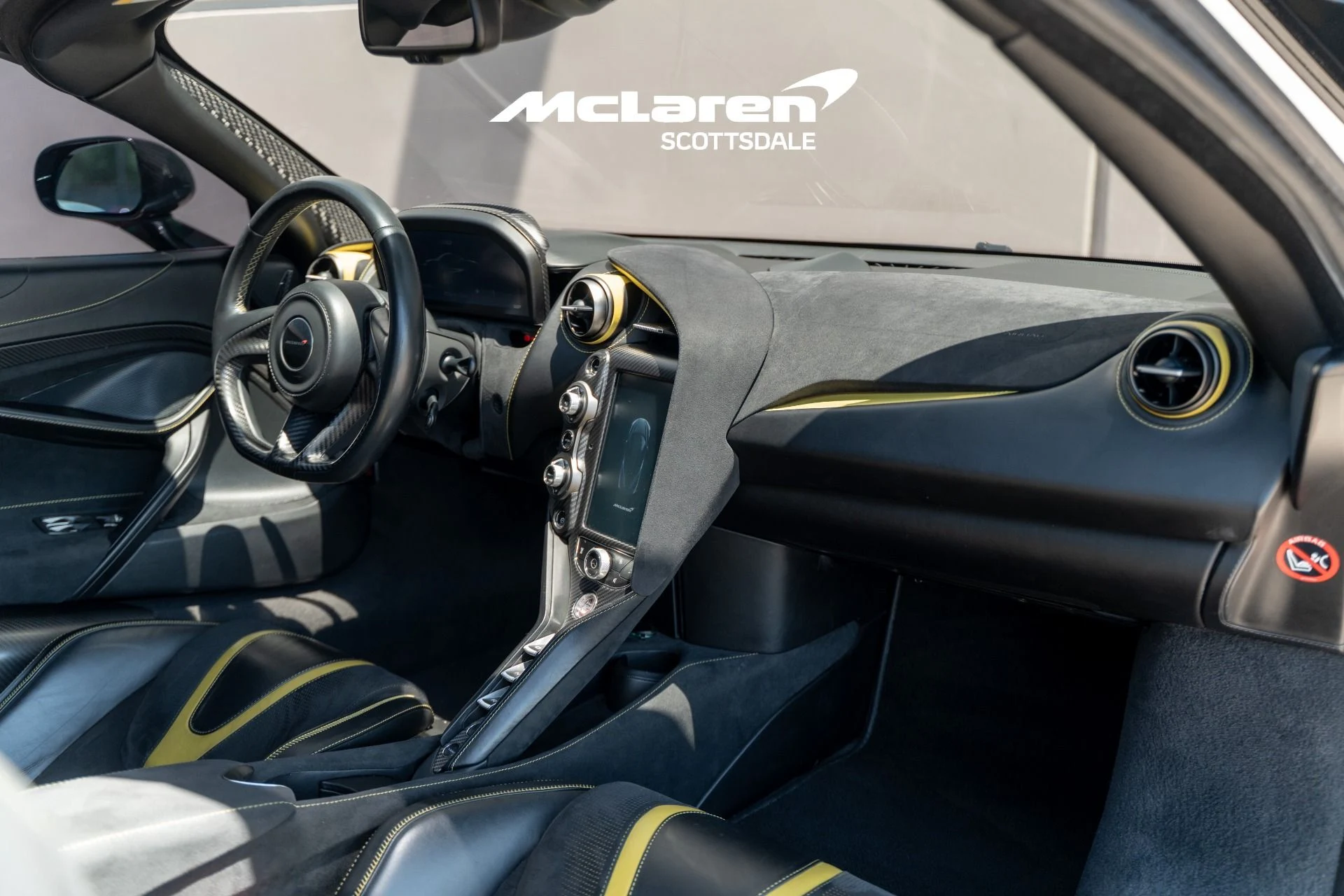 mph016_2645291449_Used_2018_MCLAREN_720_S_Performance_1782159549_807df82cb3