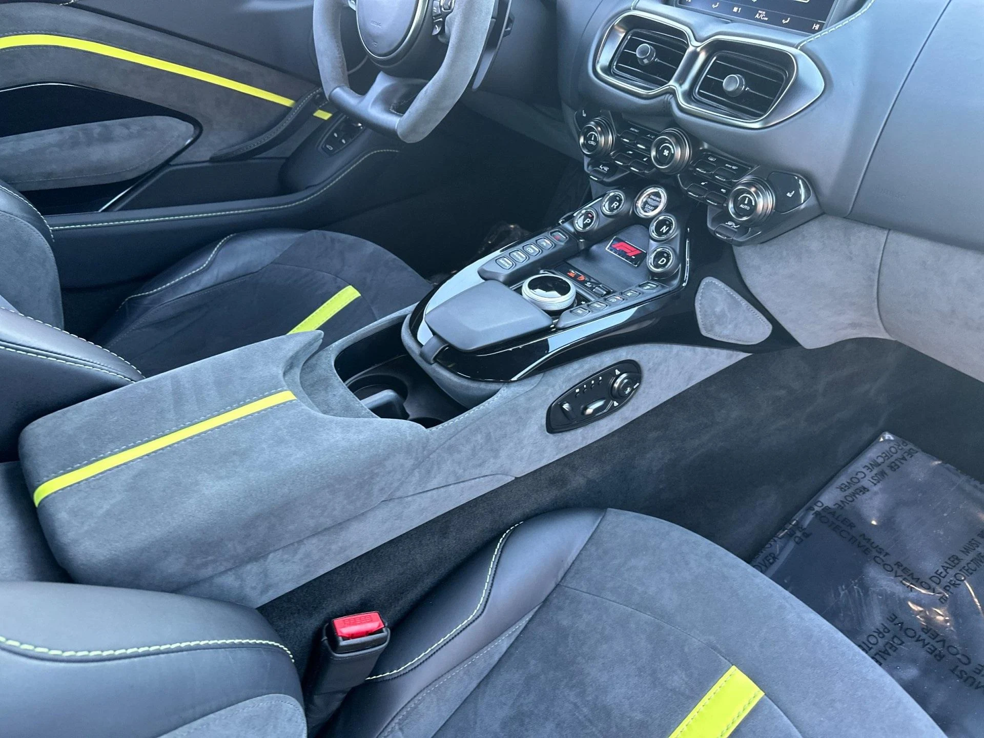 mph016_2649879624_Used_2022_Aston_Martin_Vantage_F1_Edition_1765551971_1399e363b2