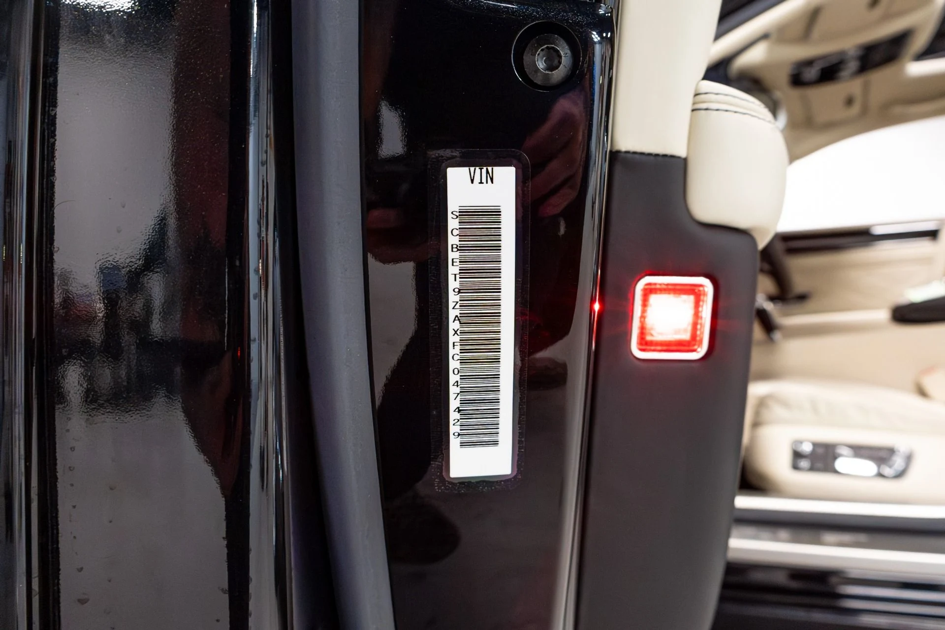 mph016_265040369_Used_2015_Bentley_Flying_Spur_V8_1776286095_ba0eff8958