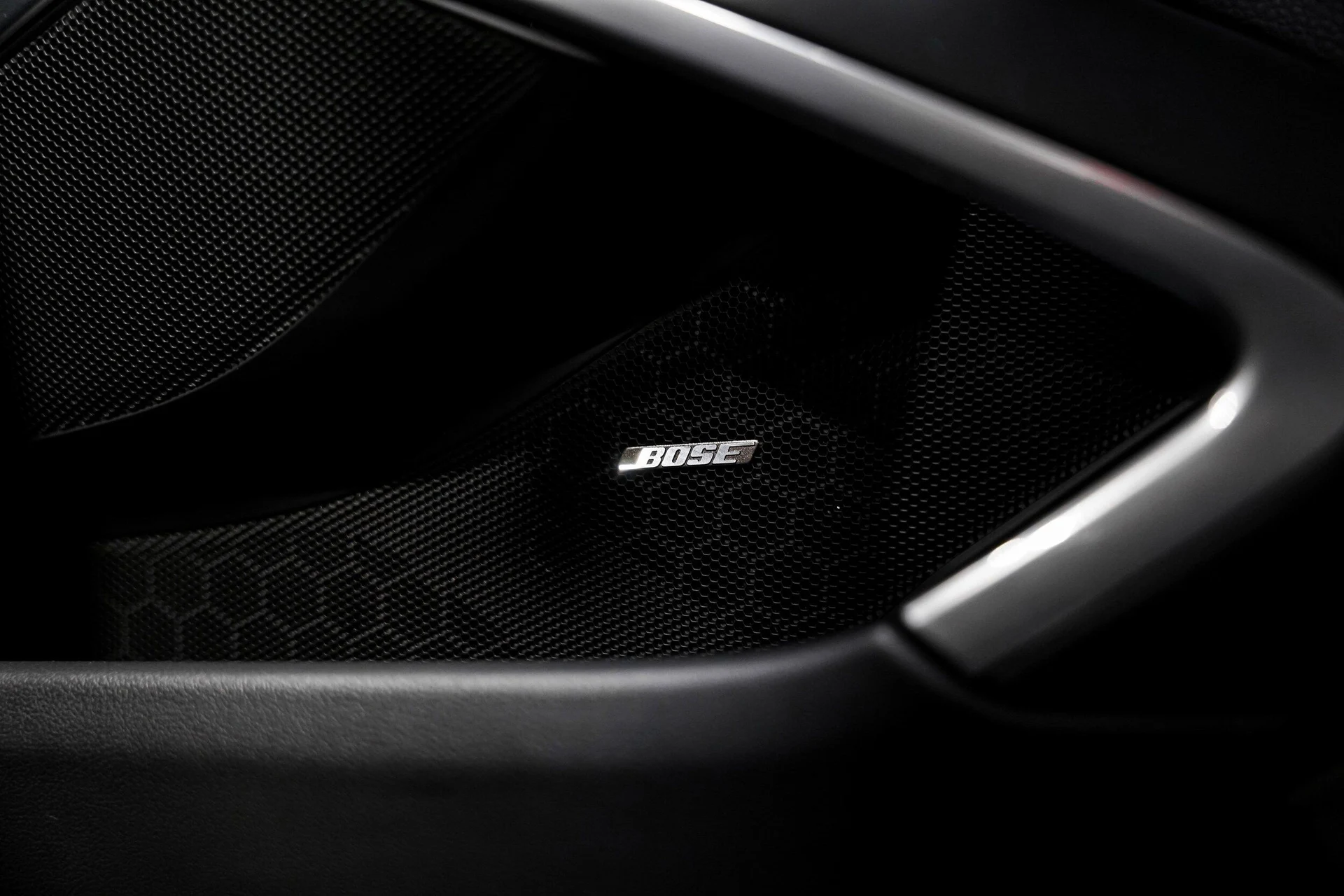 mph016_2651008538_b7a9d2caac12cb7247ead65eda321274x_492fcd65ae