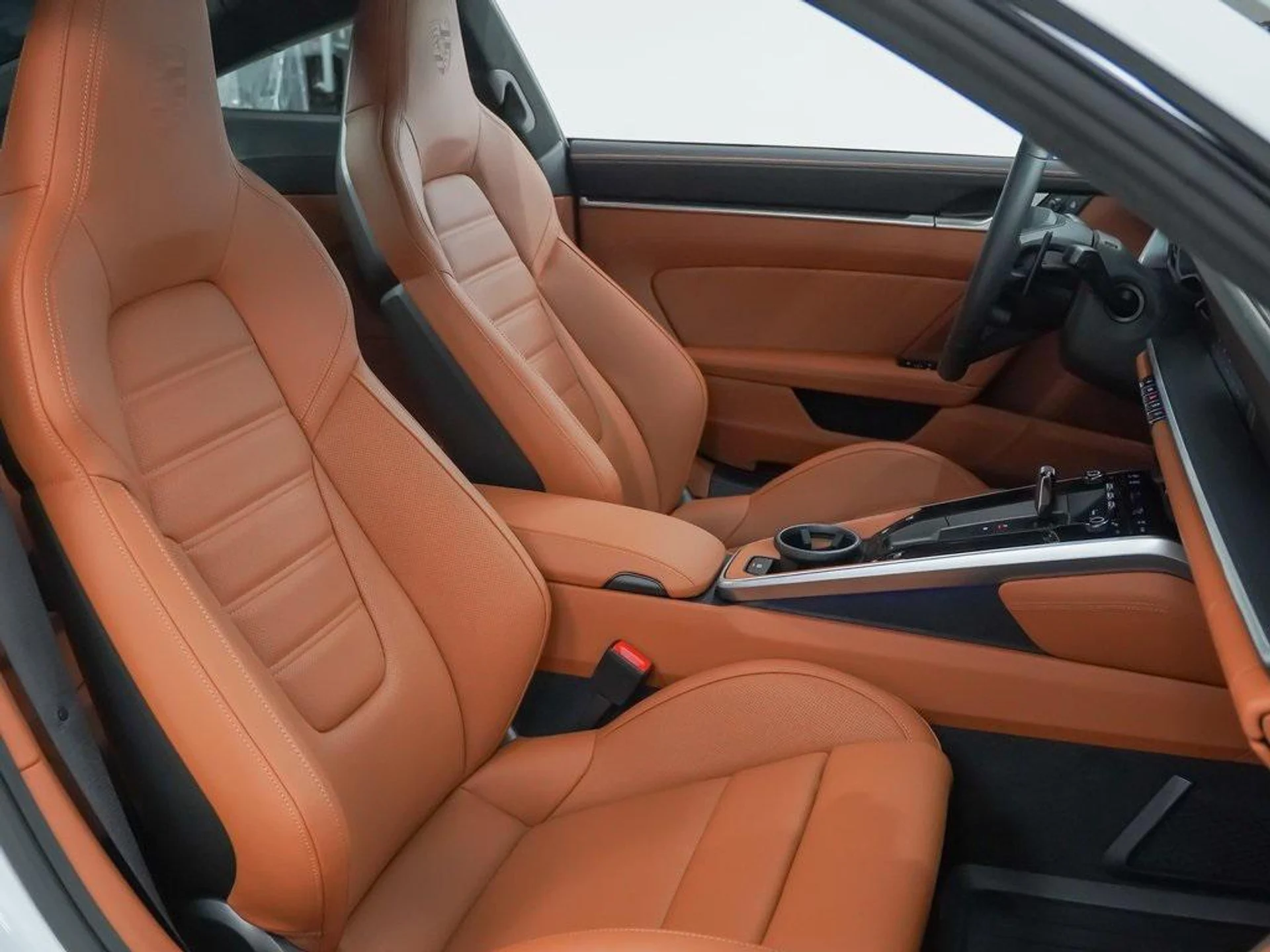 mph016_2653700970_g_a_E_Wy5_O5plu77_Hbb_PC_Mo_QXZ_0_IE_a3cb77053b