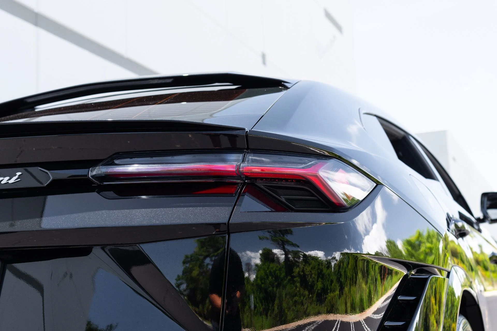 mph016_2656665797_Used_2023_Lamborghini_Urus_S_1780940773_7858ff325e