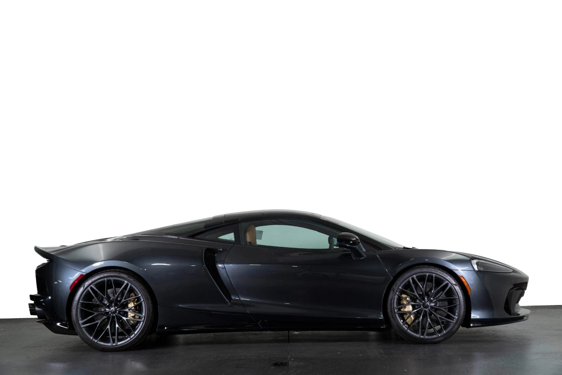 mph016_2663315415_New_2026_Mc_Laren_GTS_1777615828_16a41605e6