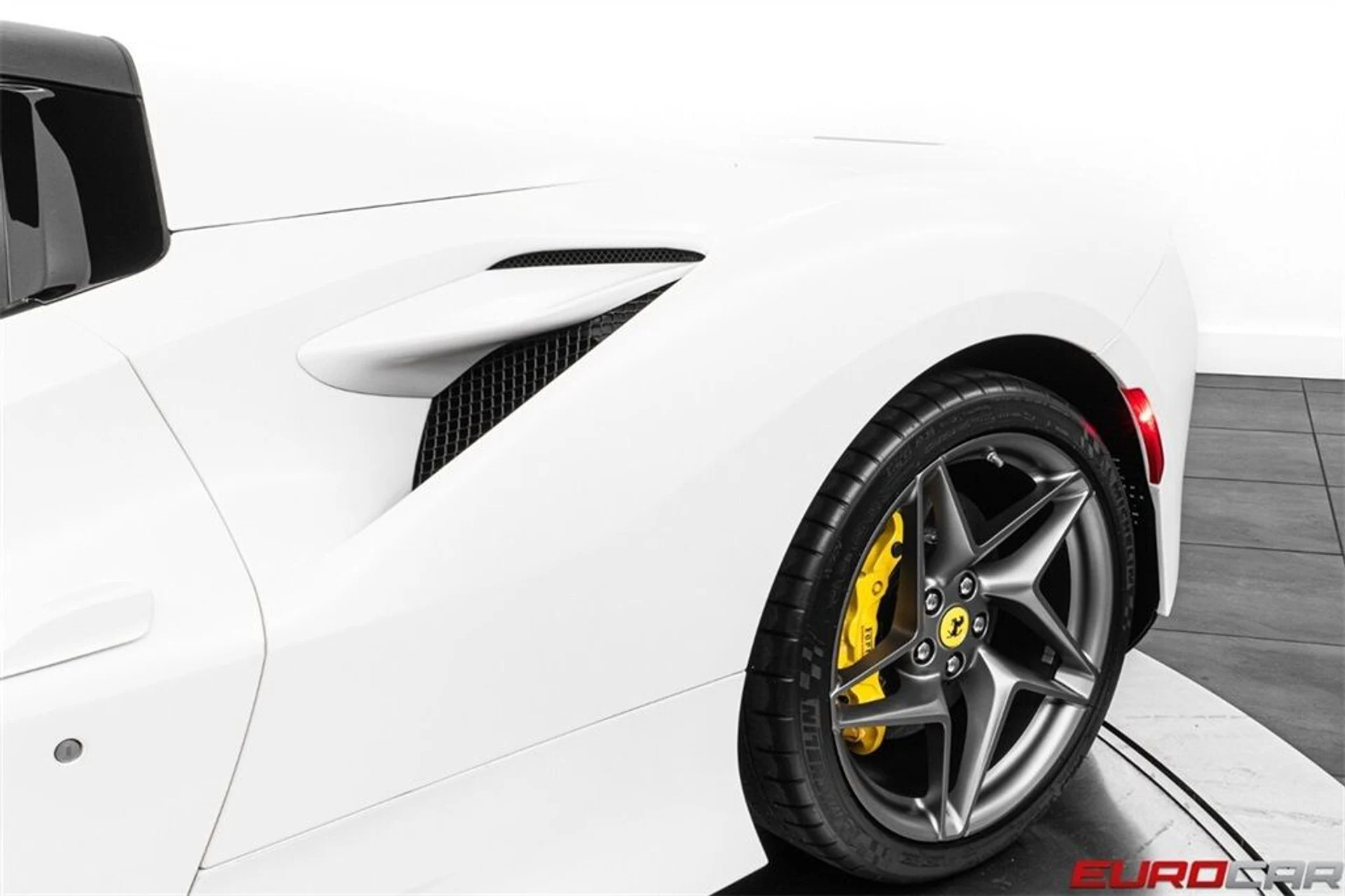 mph016_2663559977_image_17_0cb4bc060f