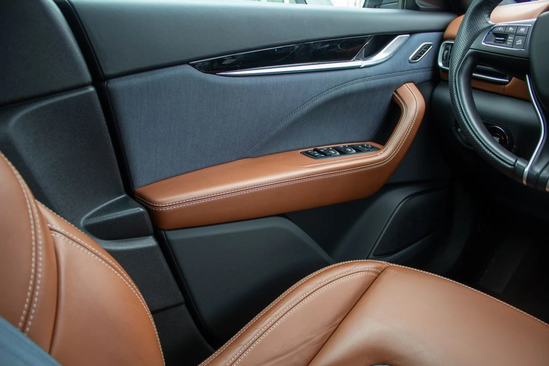 mph016_2664287278_5ad30a54178304f2ad7f13d0c38dd94b_6780676d5f