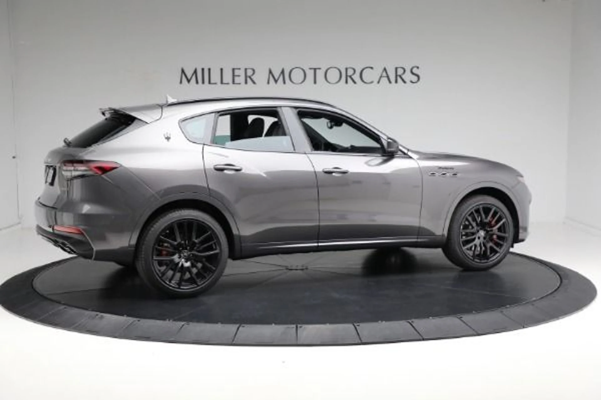 mph016_2664791256_New_2024_Maserati_Levante_Modena_Ultima_761bcedbb9