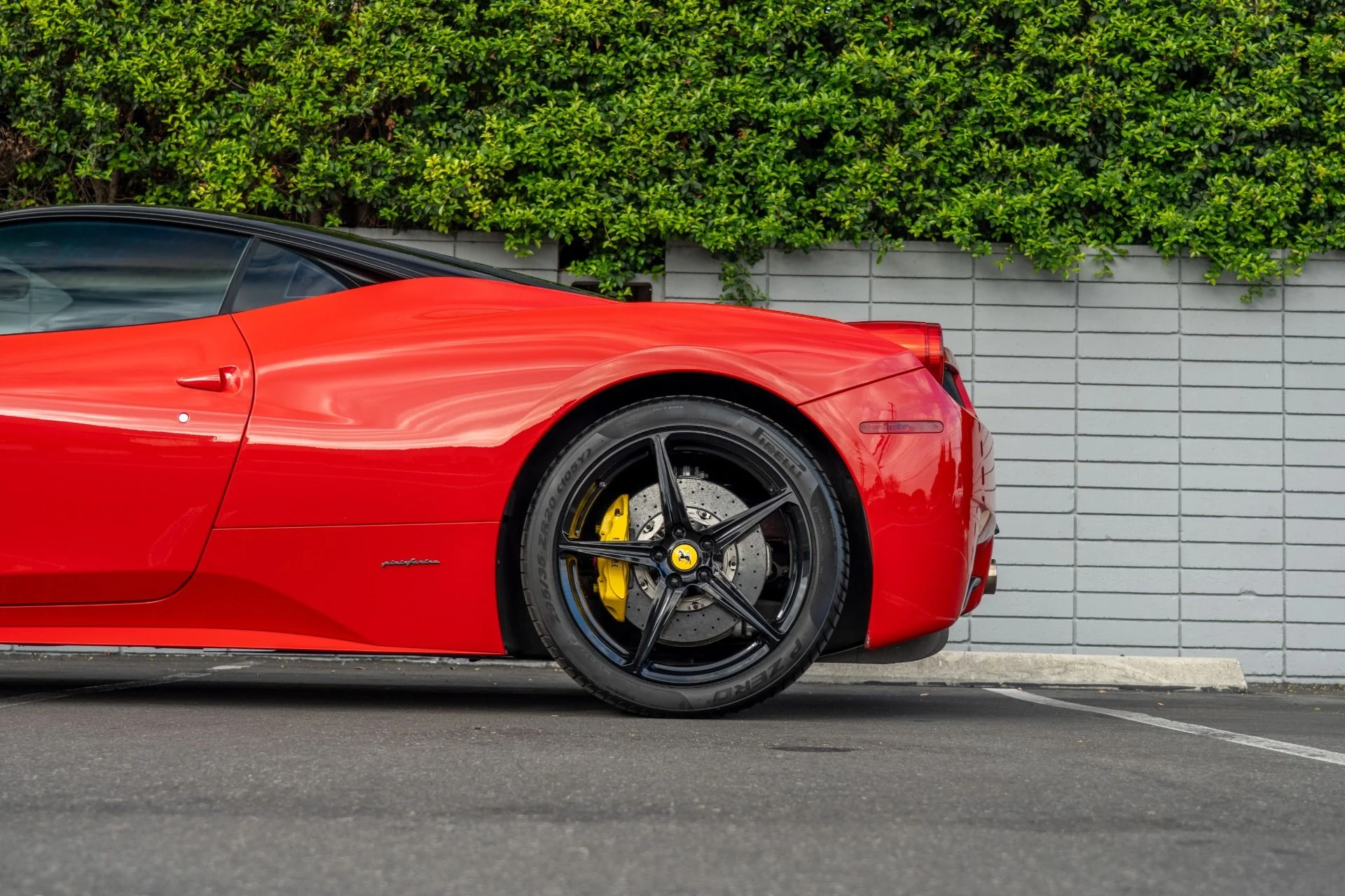 mph016_2675286091_Used_2012_Ferrari_458_Italia_1759348121_da862e7c7a