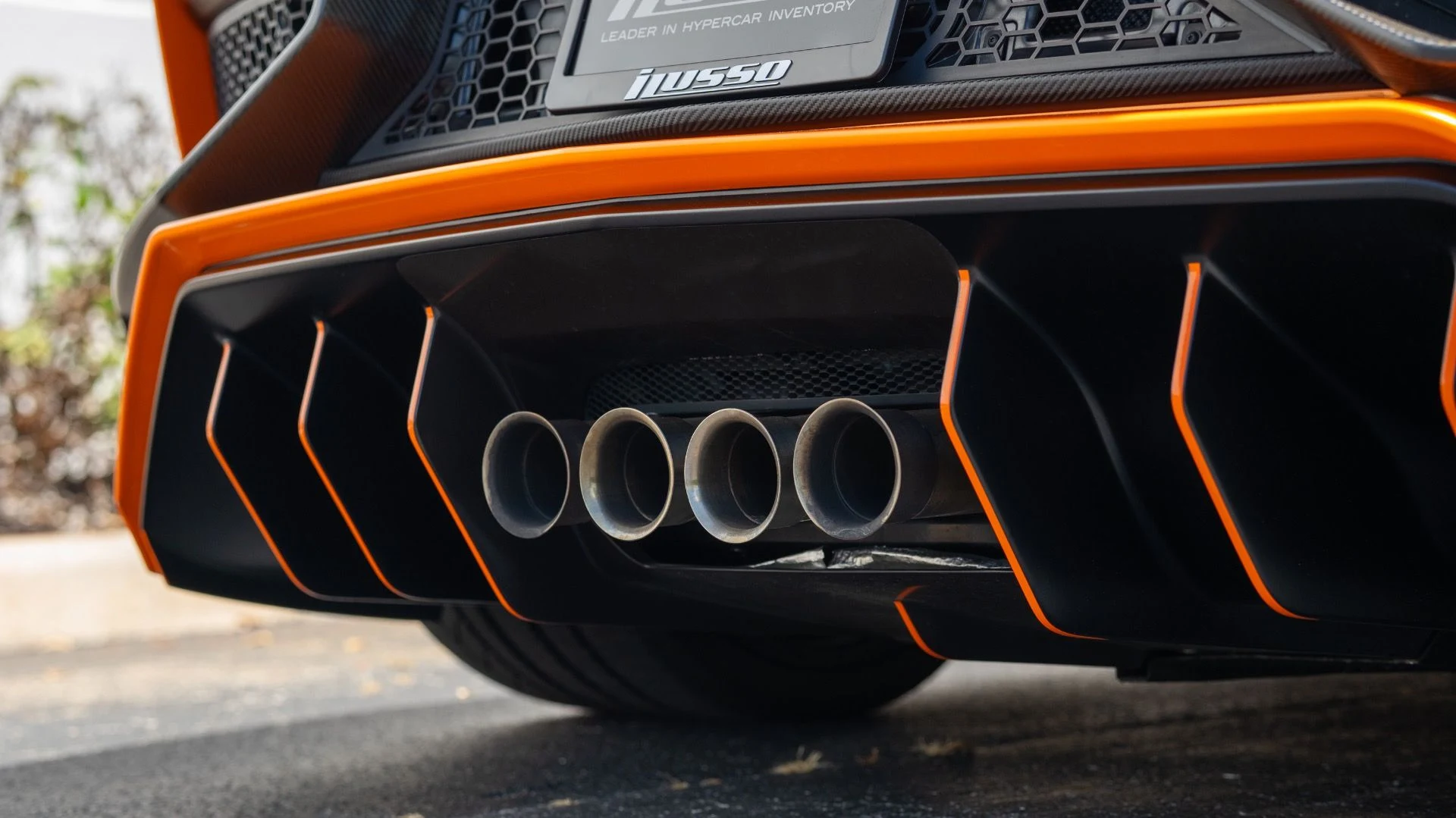 mph016_2679128407_Used_2017_Lamborghini_Aventador_LP_750_4_SV_1750200033_2a34c8f5f7