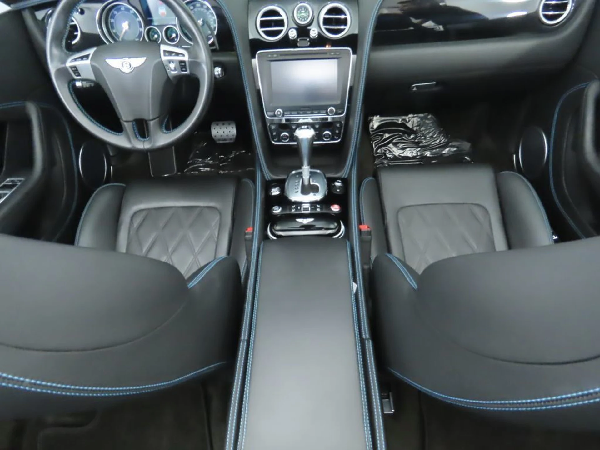 mph016_2679390916_used_2014_bentley_continental_gt_v8_s_2drconvertible_8119_22979396_17_1024_12d54d9201