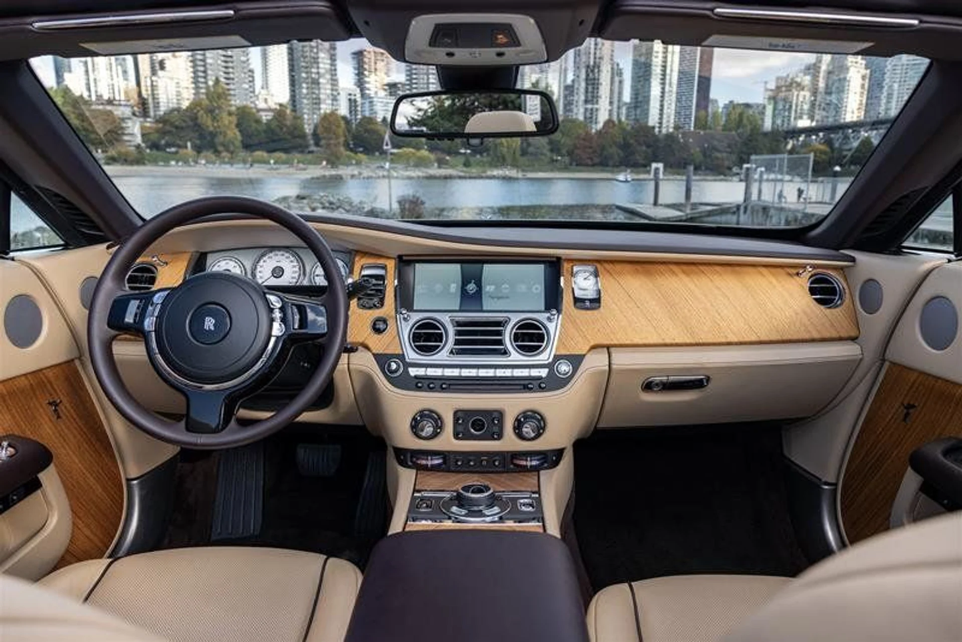 mph016_2684686991_37184980_06929_11560336_1532800733_48f49e5d52