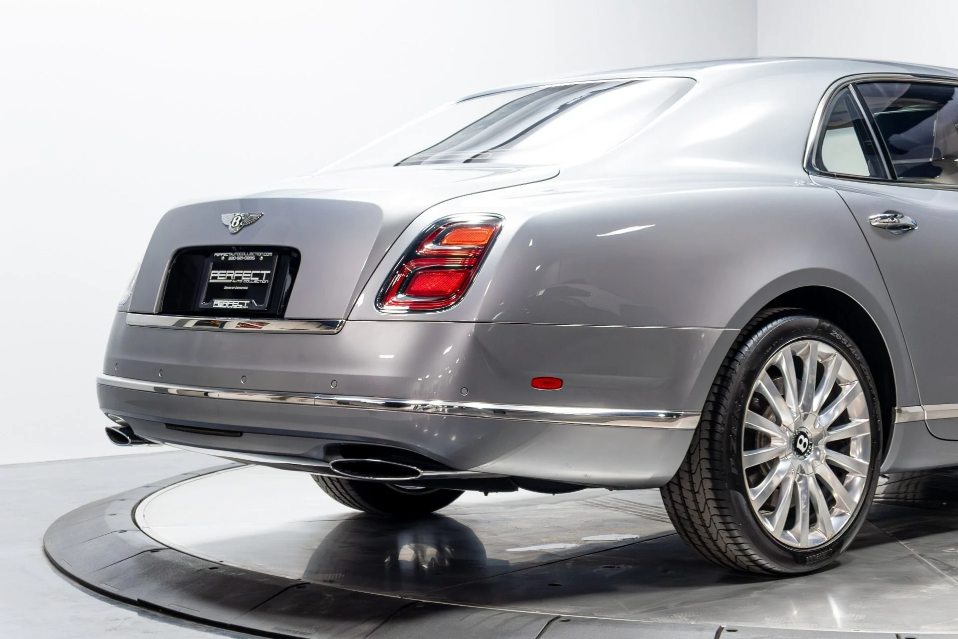 mph016_2689372256_Used_2017_Bentley_Mulsanne_Speed_1775685979_71e2b0a604