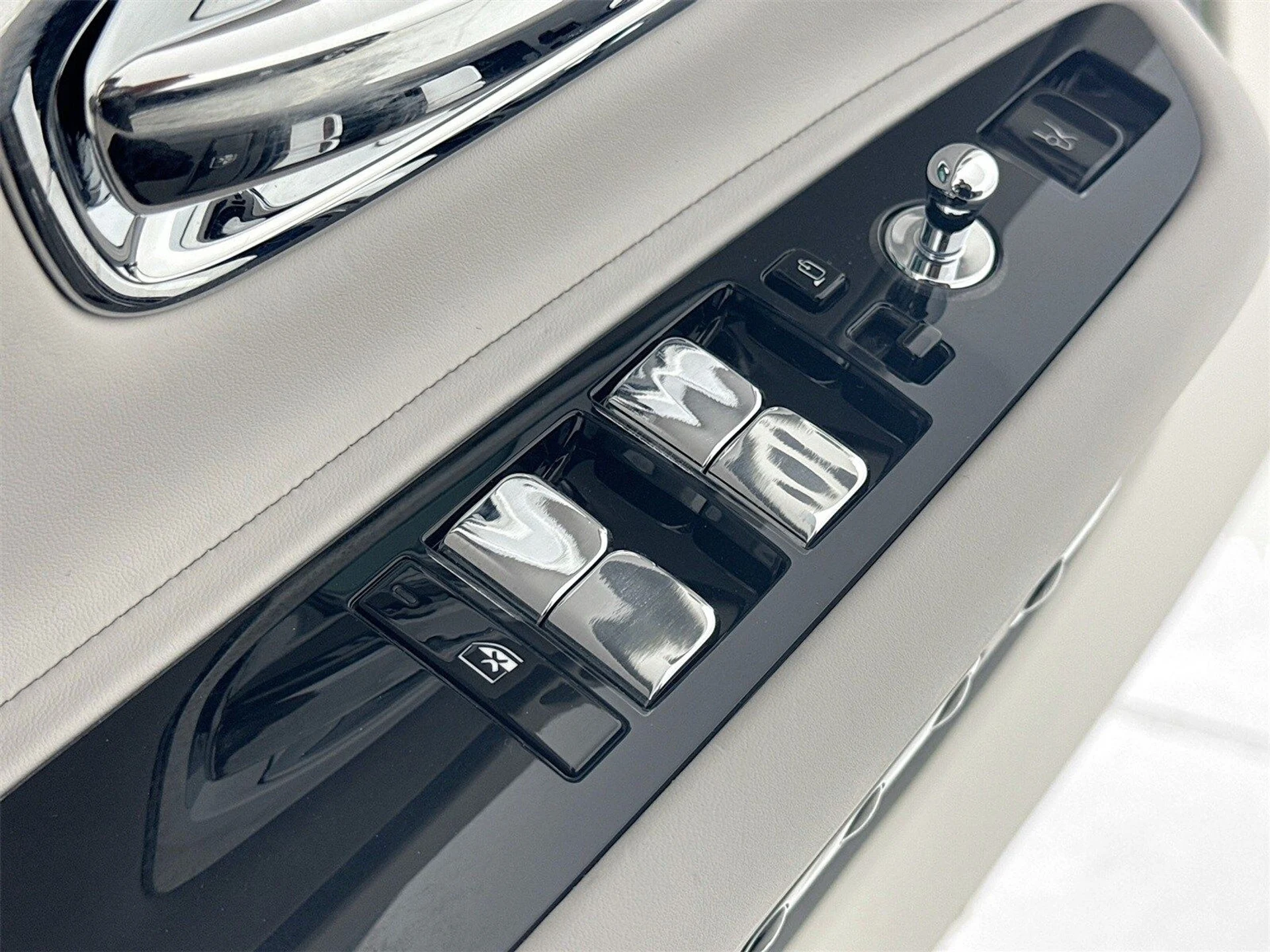 mph016_269208447_707b251c682d6d7c5d7f2c5c8483438dx_a8b359f196