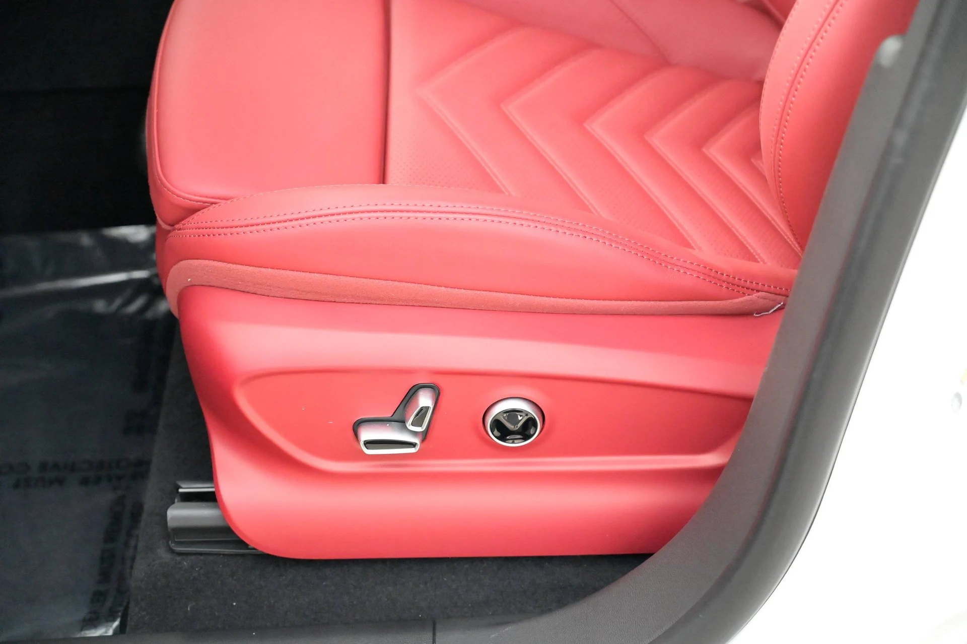 mph016_2701508462_bdd6417f4f2644bcafc44f284d512bc0_78a41abfaf