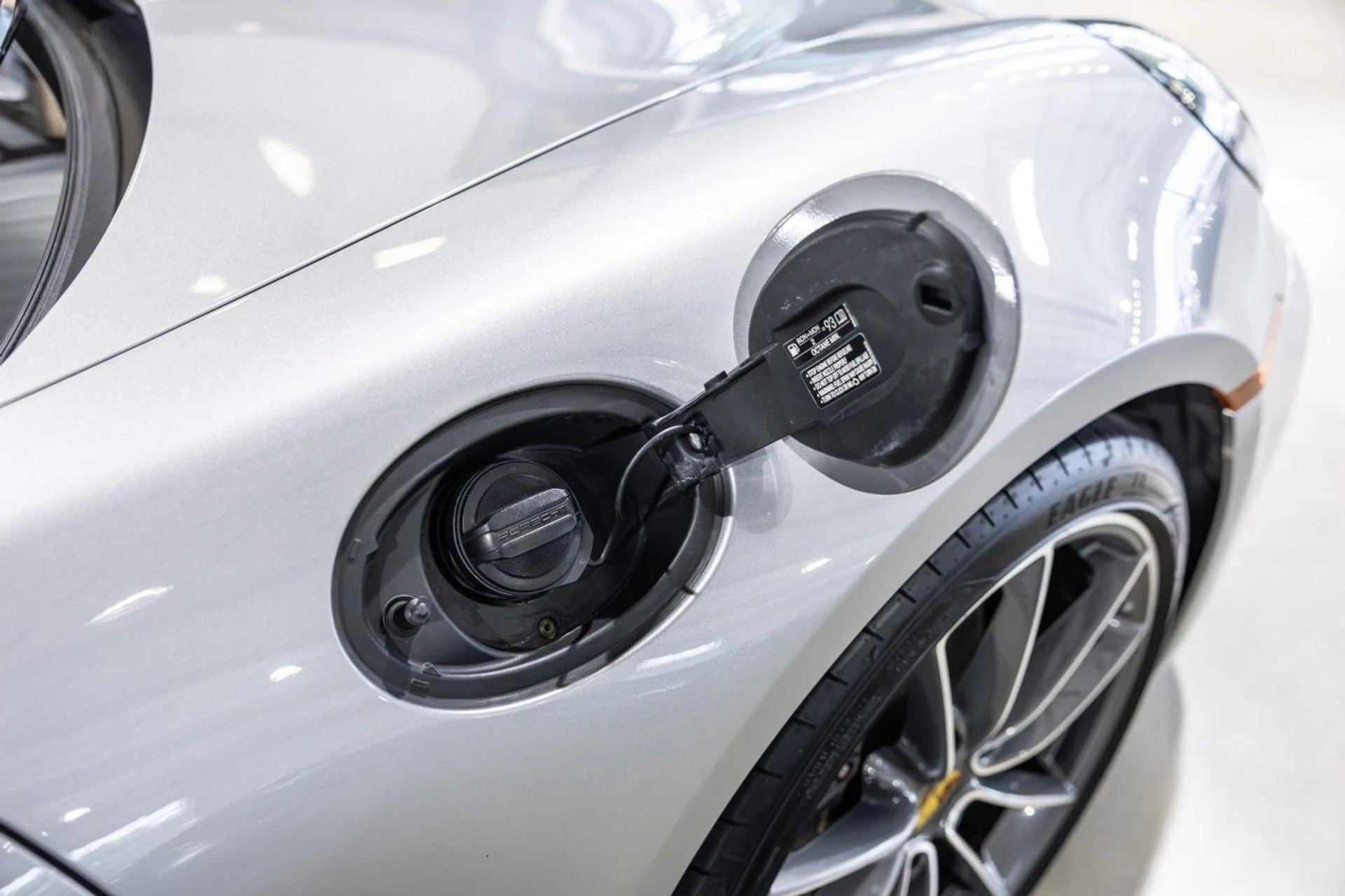 mph016_2704245426_3_Q_8f20434877