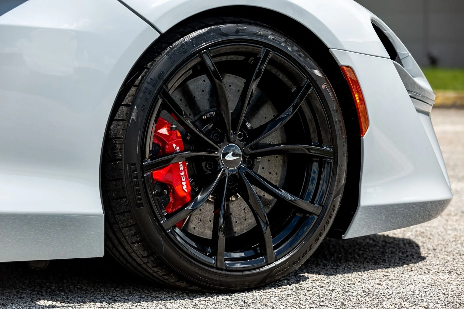 mph016_270814220_446_p17_l_fcdbf38926