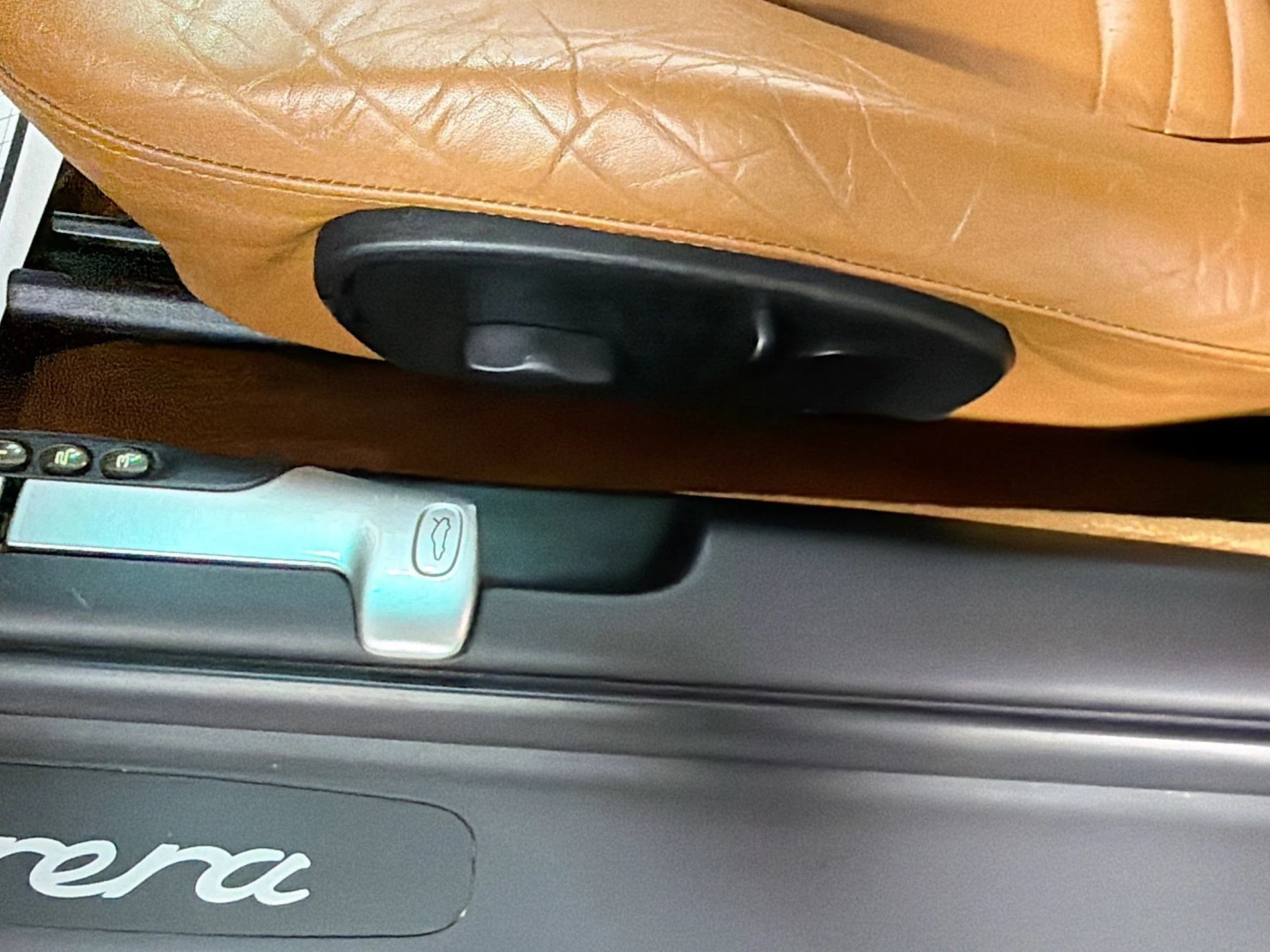 mph016_2713891896_322f4d3c58dcb36f52627b32ea600407_337b1b921c