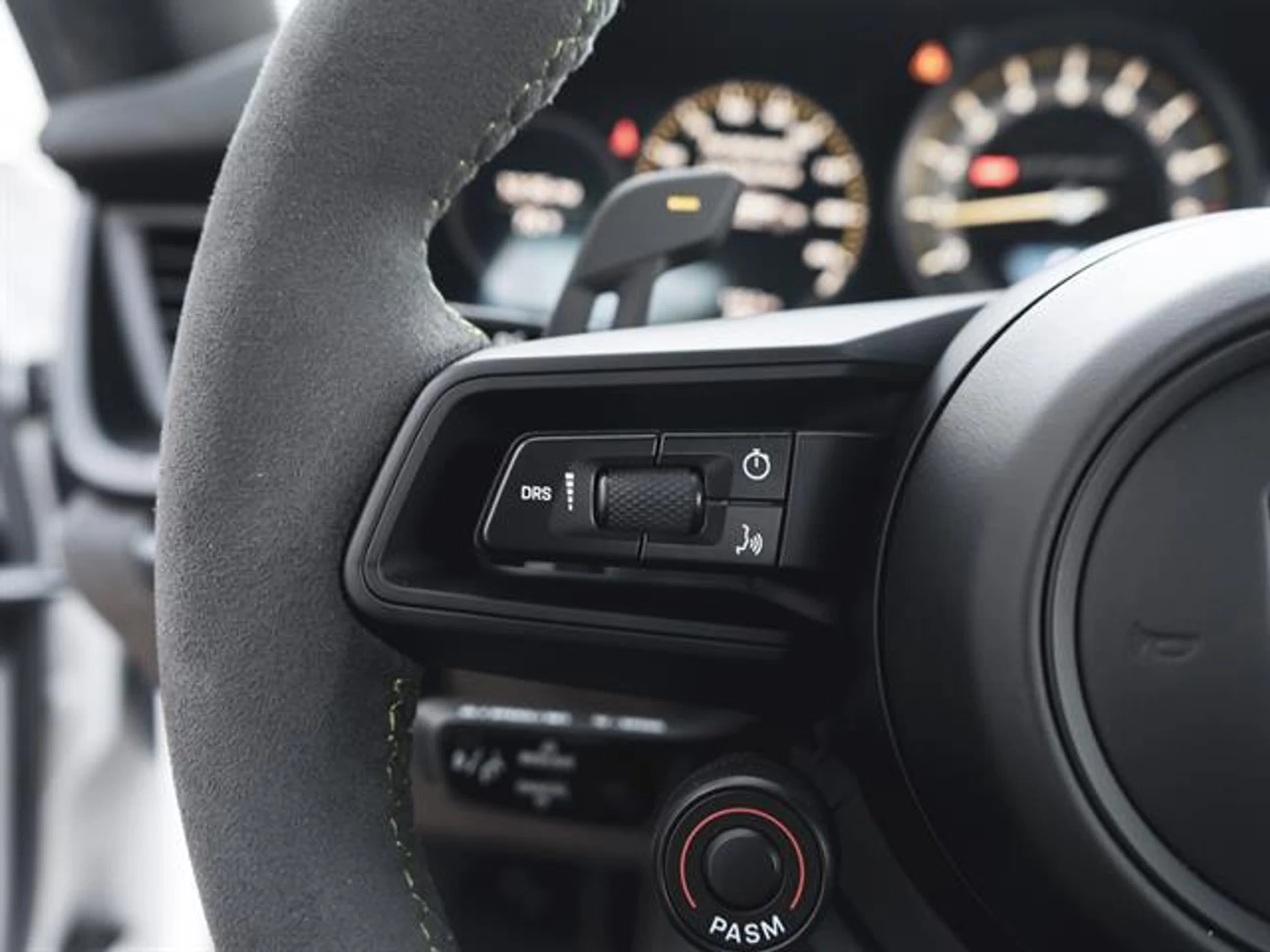 mph016_2719859456_P_Or_V7q_A_Cqn8r_Couzpqpp5wvcau_E_064d8b4e64