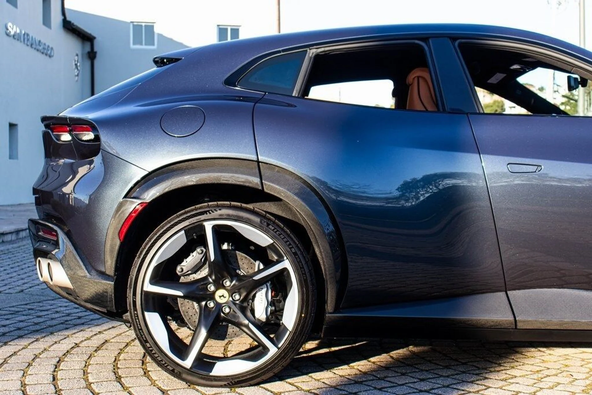 mph016_2720634695_067ff128a14f5e49de688a6d9afde472x_9564dabb66