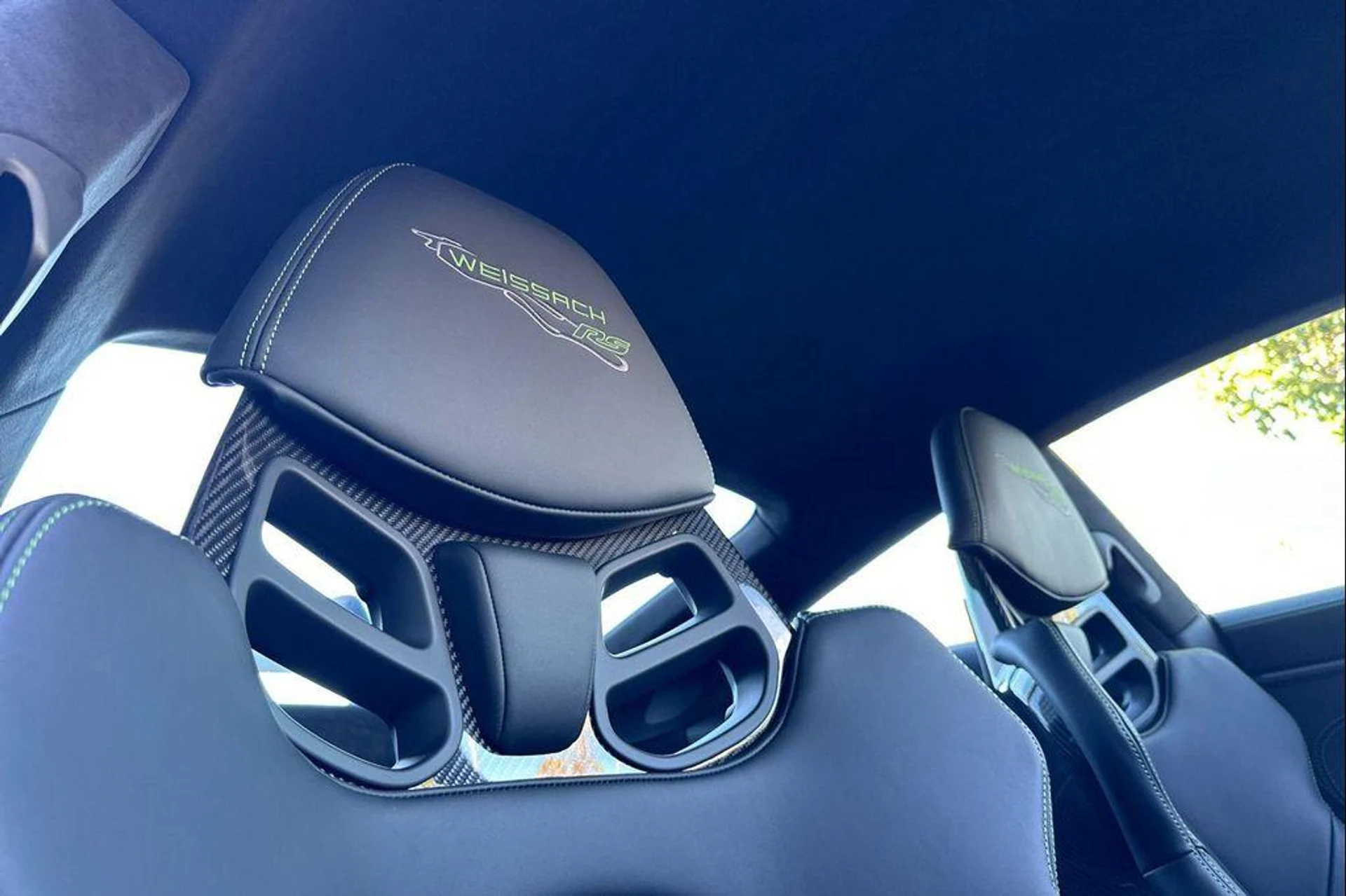 mph016_2725204043_0z_Bos1_PNK_1_Sxkd_rg2_Jsq_K_3_Ua_E_c771896e2b