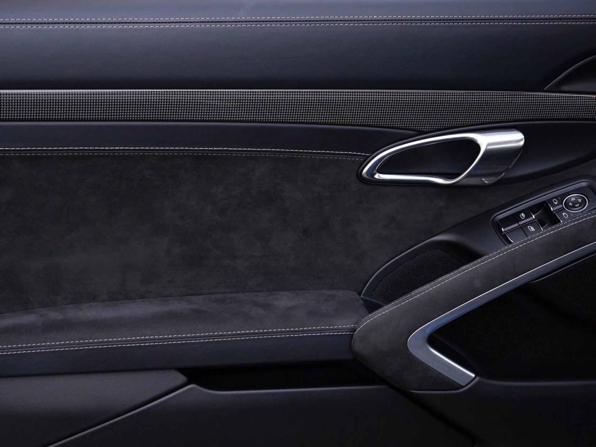 mph016_2727501540_63d4bb2886d5c2d9414b4ab86b31472dx_2b659f8e01