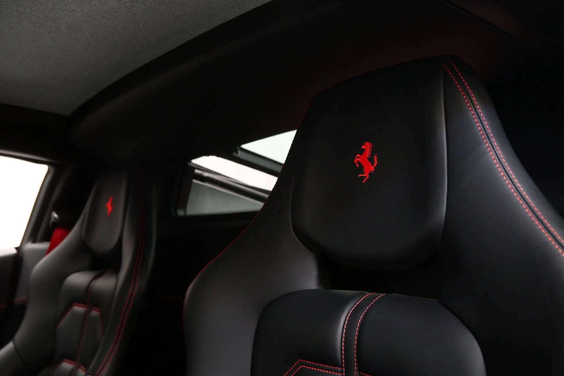 mph016_2728660506_Used_2015_Ferrari_458_Italia_1752856979_7d0b0406ad