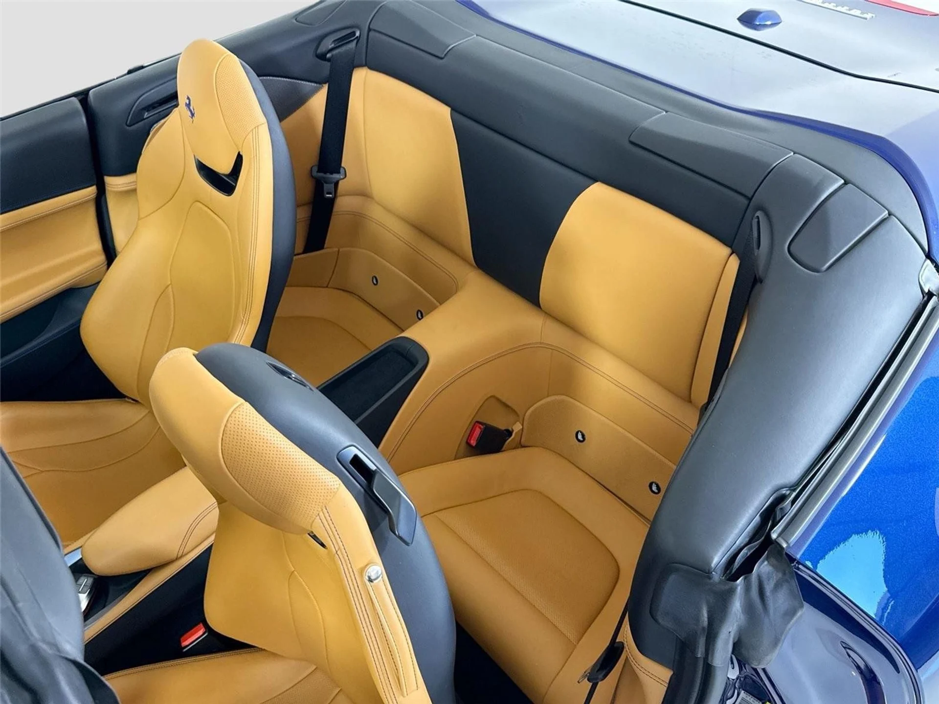 mph016_272982252_00ff364f2b6b96c8dfeff93ff16ddcf6_4eea14f67a