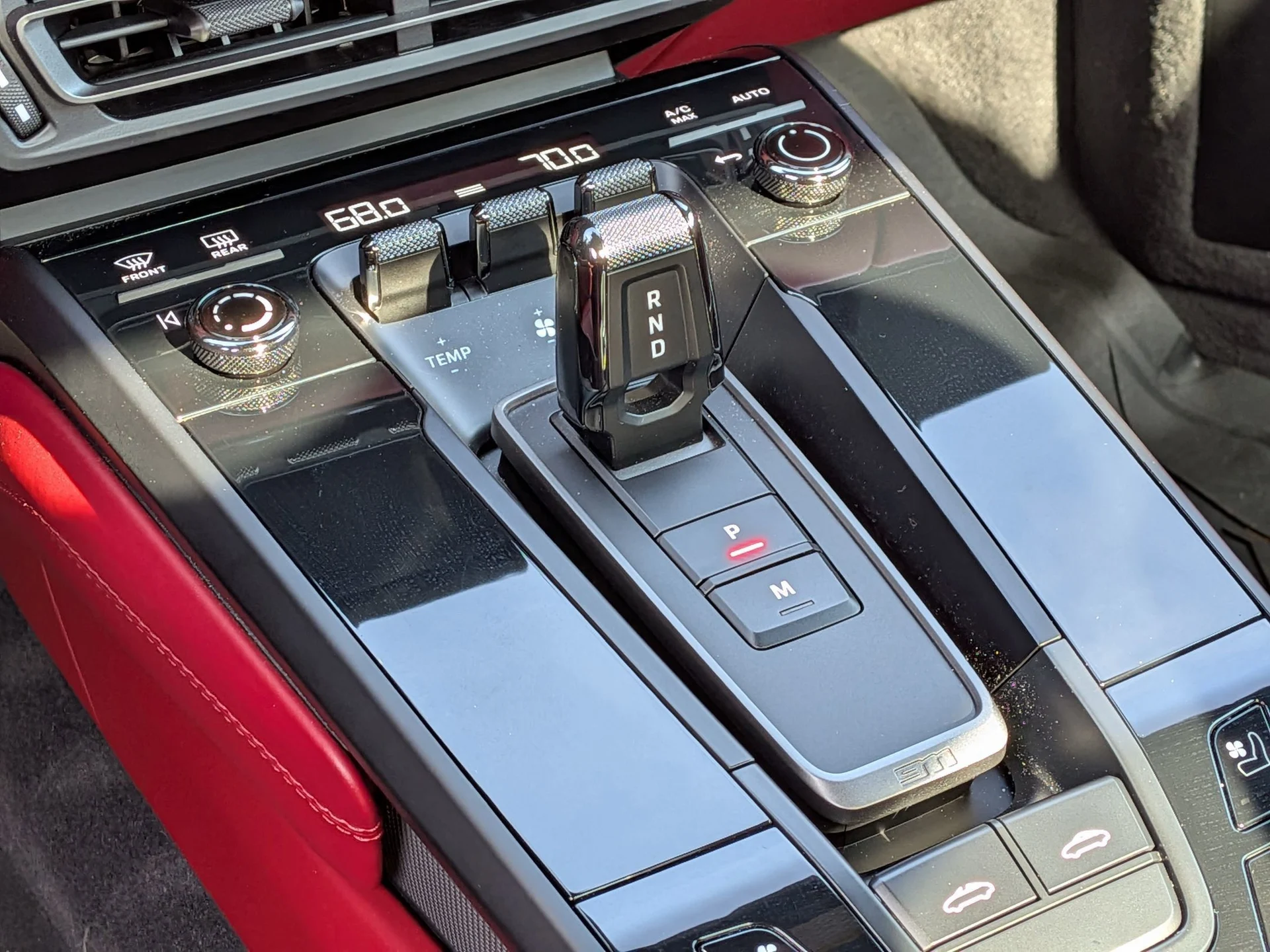 mph016_2730745410_ae300713d89c770d9384a356208432f5x_b728727e37