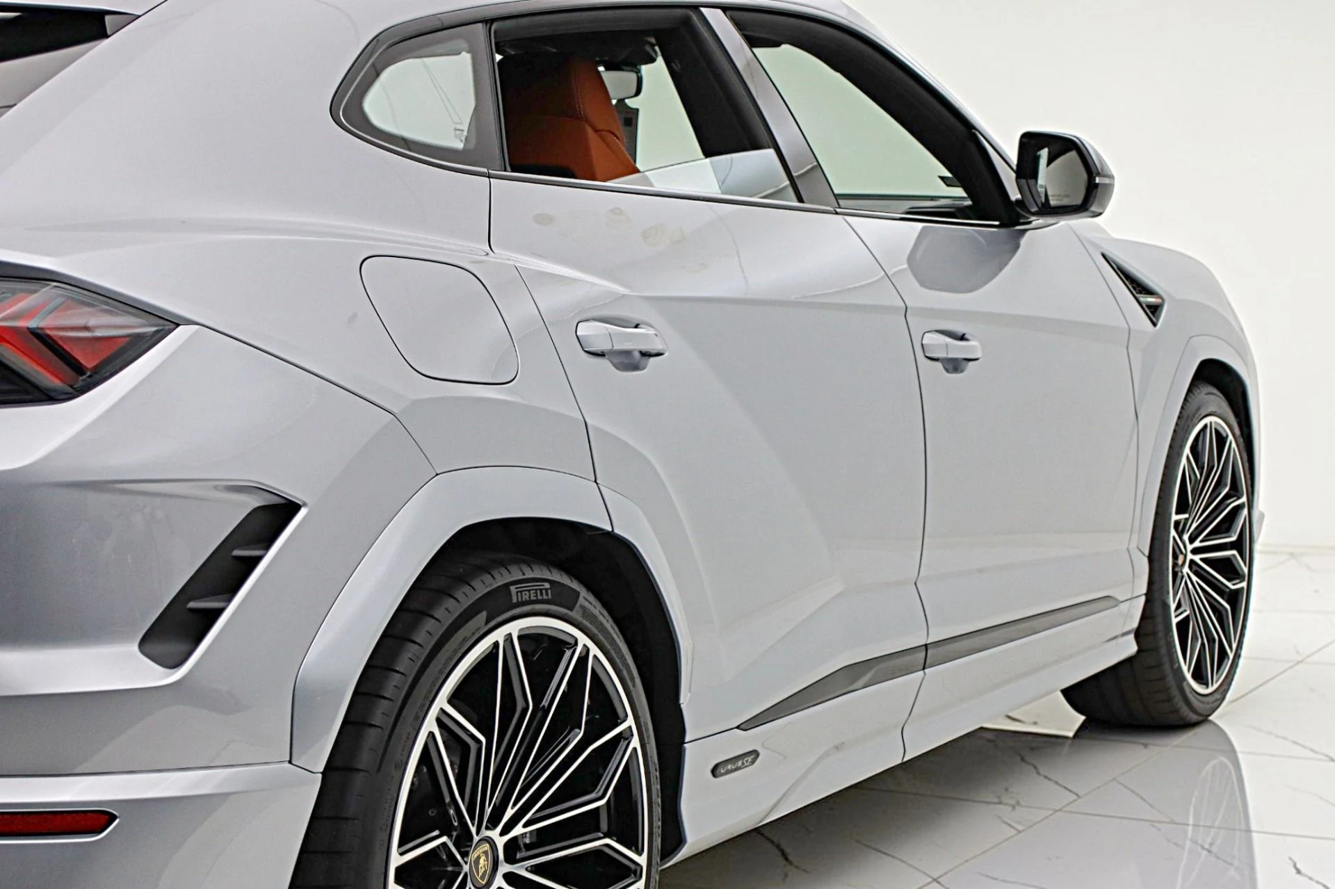 mph016_2739284286_Used_2026_Lamborghini_Urus_SELEASE_OPTIONS_AVAILABLE_861e982af3