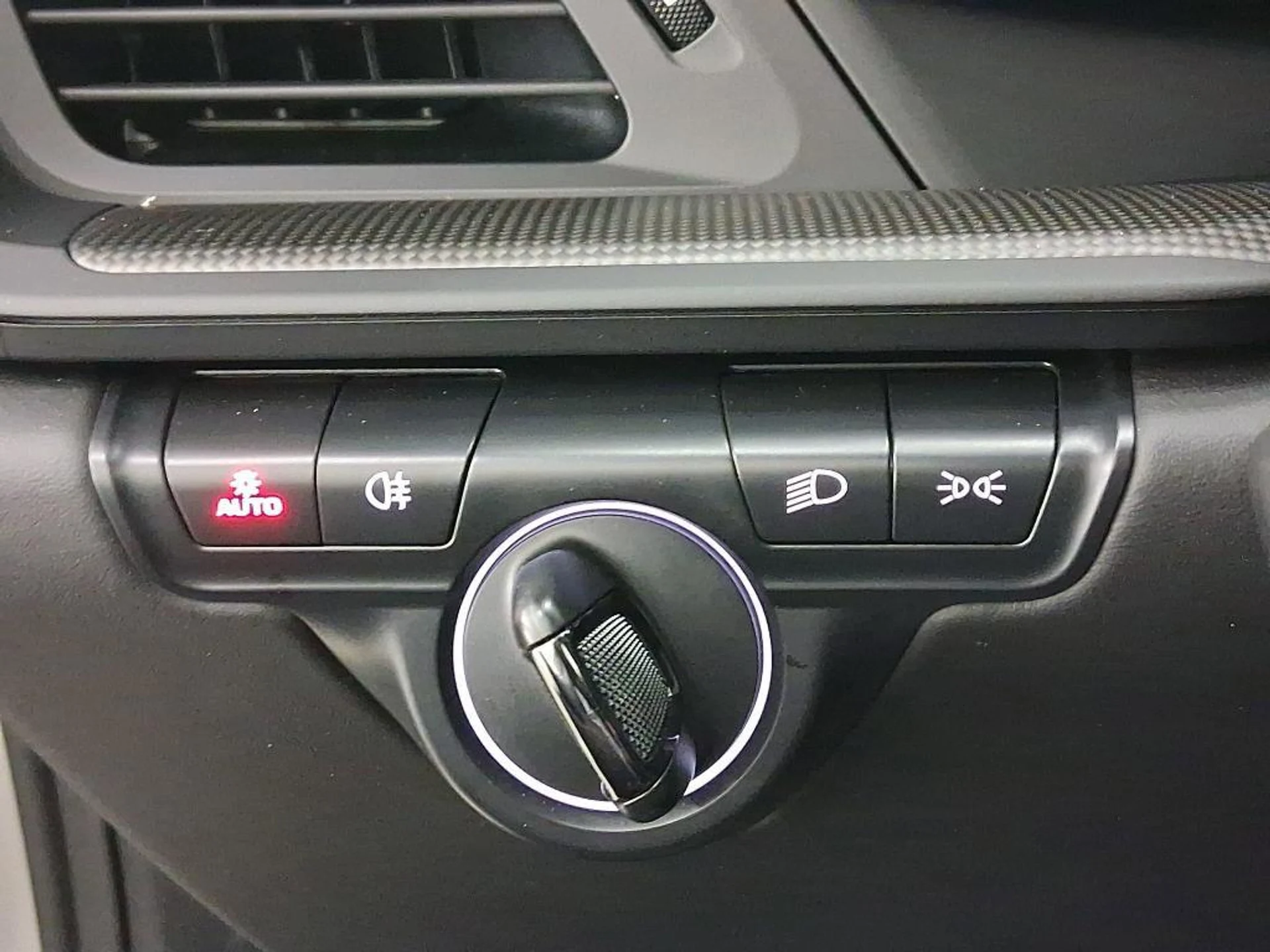 mph016_275098619_Ln_Q51f_Nb2_KDR_9ia5_LF_Qbr_Pq_AXA_4a701bca7d