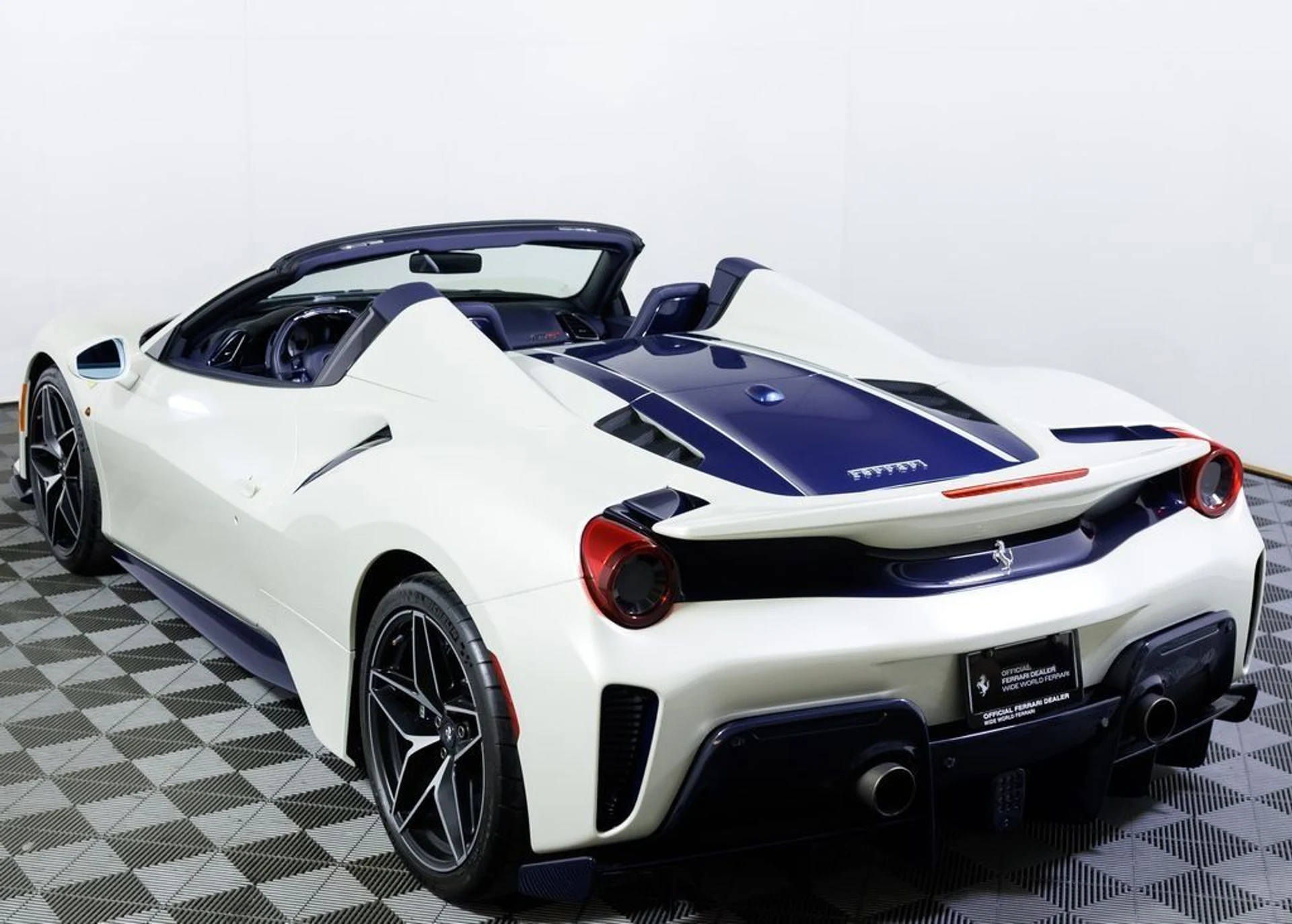 mph016_275158979_a21f6ad3855b46ef7492a412e26ad669_dba450c8cf