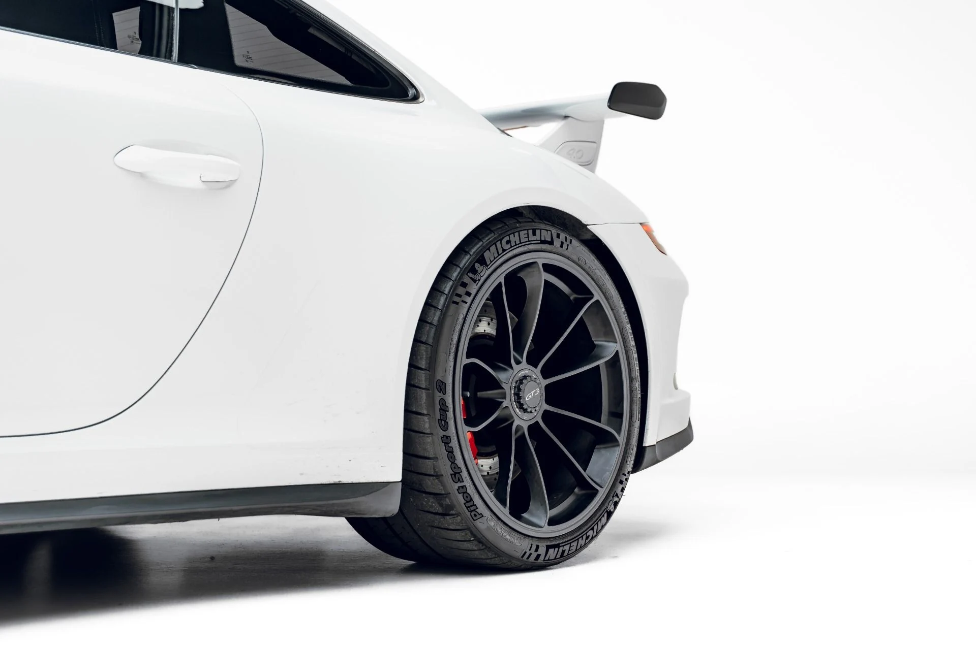 mph016_2757755472_Used_2018_Porsche_911_GT_3_1781890269_e6d4d753c3